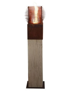 Columna de roble y antorcha de jardín - "Cubo" - objeto de arte recto hecho a mano