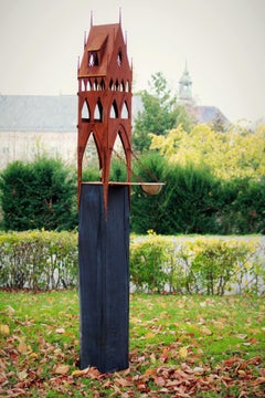 Outdoor bird house - "City Gate" on a quadratic oxidised oak pedestal