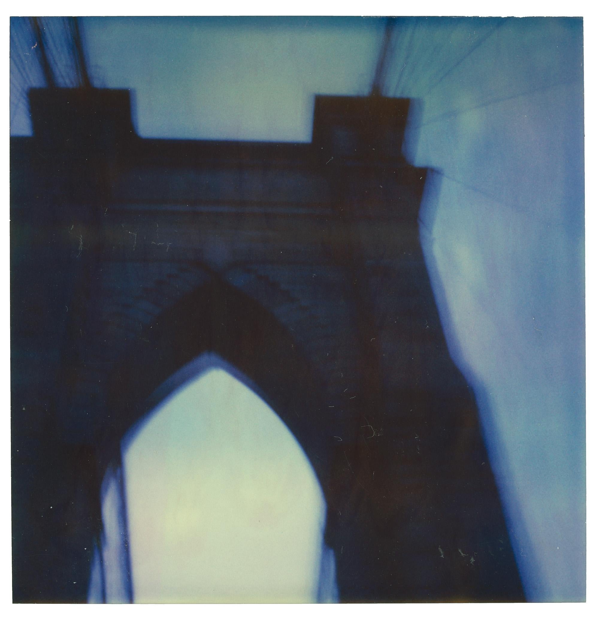 Brooklyn Bridge (Stay) – 21. Jahrhundert, Polaroid, Farbe, New York, Zeitgenössisch im Angebot 8