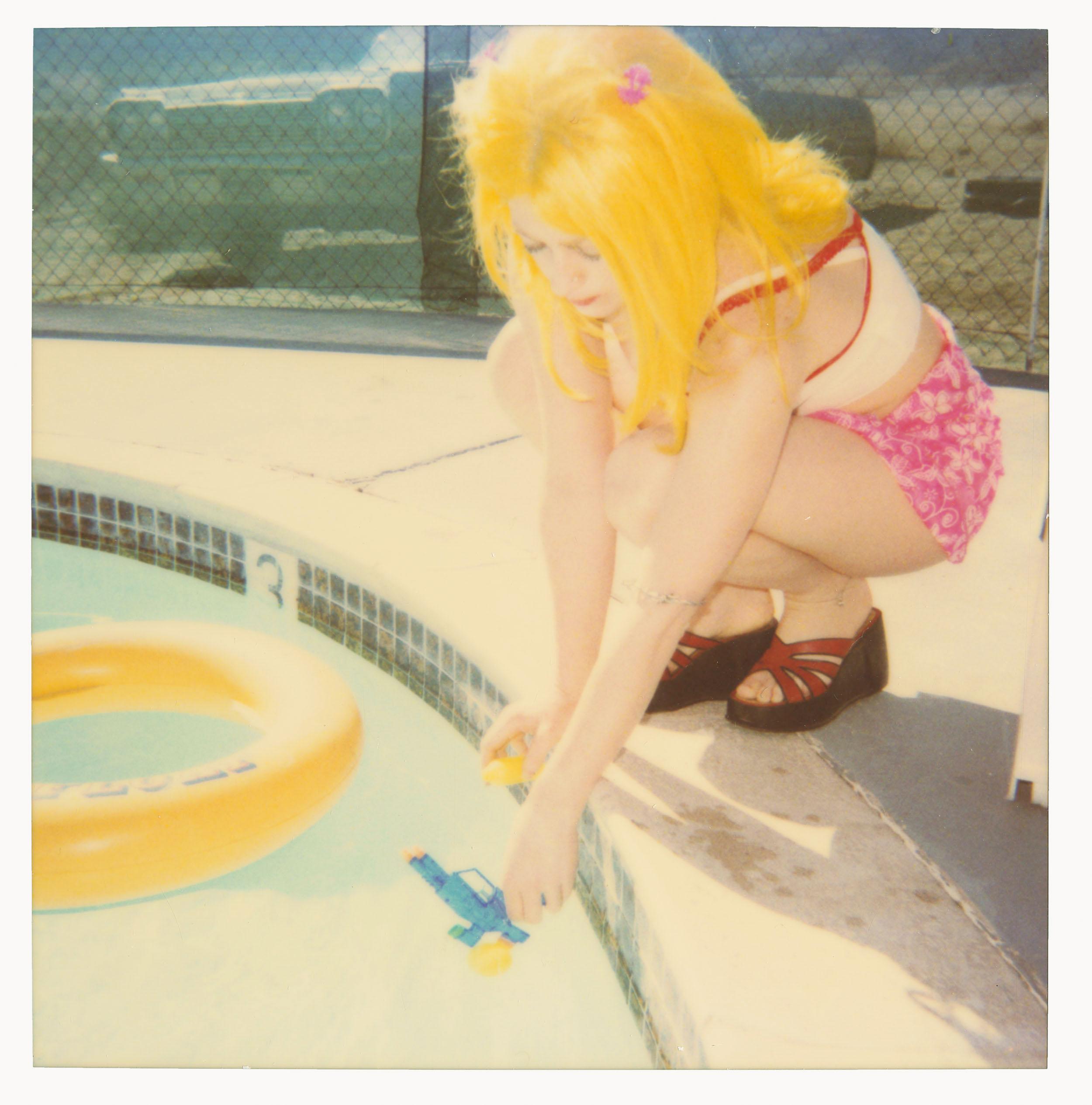 29 Palms, CA published by Galerie Kaempf, Basel, 2004  - Monograph and C-Print For Sale 2