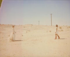 Una bella giornata - Contemporaneo, 21° secolo, Polaroid, Figurativo, Donna