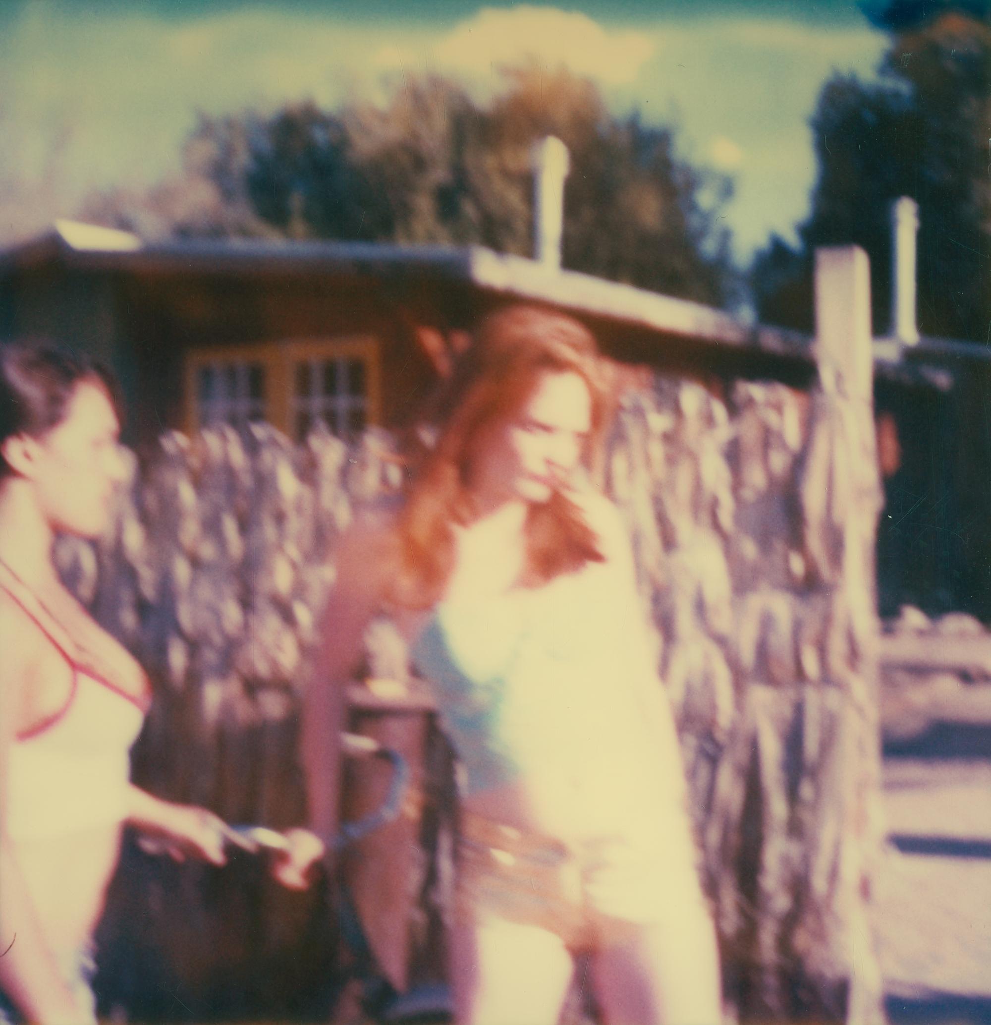 Afternoon Daze (Till Death do us Part) - Polaroid, Figurative, Woman - Photograph de Stefanie Schneider