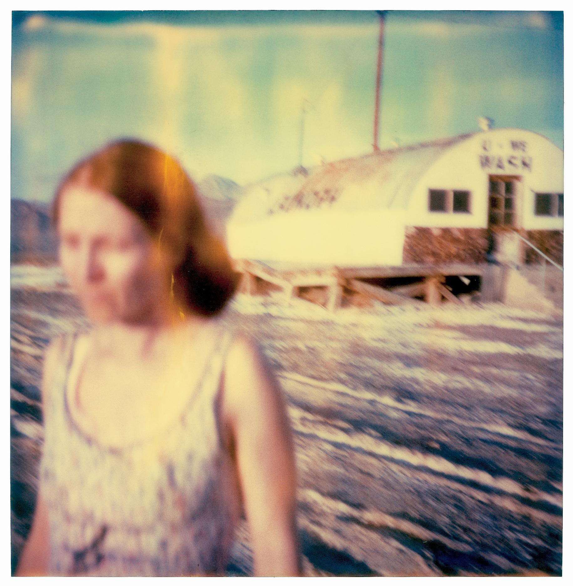 Alaska (Stranger than Paradise) - 2002

Edition of 3/5, 
105x150cm installed, 48x46 cm each. 
6 Analog C-Prints, hand printed by the artist and based on the 6 Polaroids. 
Signature and Certificate. 
Artist Inventory No. 312. 
Not mounted. 

Stefanie