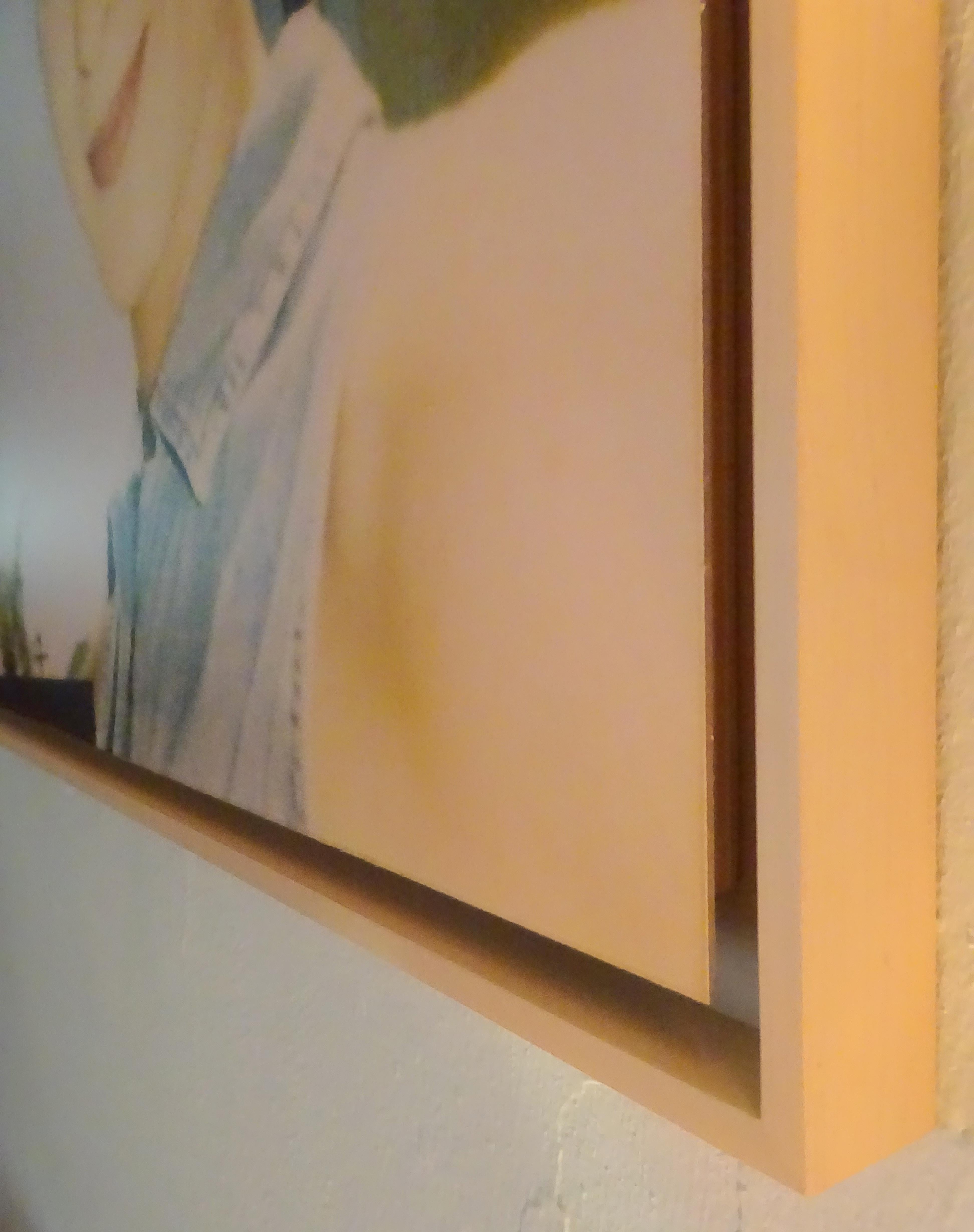 April Blue Eyes (Suburbia) - 2004, 

60x80cm, Auflage: 2/5, 
analoger C-Print, von der Künstlerin handgedruckt, basierend auf einem Polaroid.  
Montiert auf Aluminium mit mattem UV-Schutz, mit Schattenrahmen aus Eiche.  
Verso signiert. 