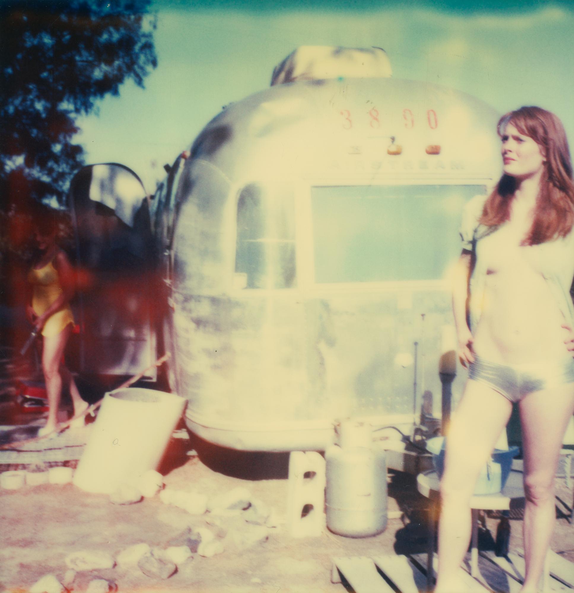 Stefanie Schneider Figurative Photograph - Austen and Daisy in front of Trailer II (Till Death do us Part) - analog