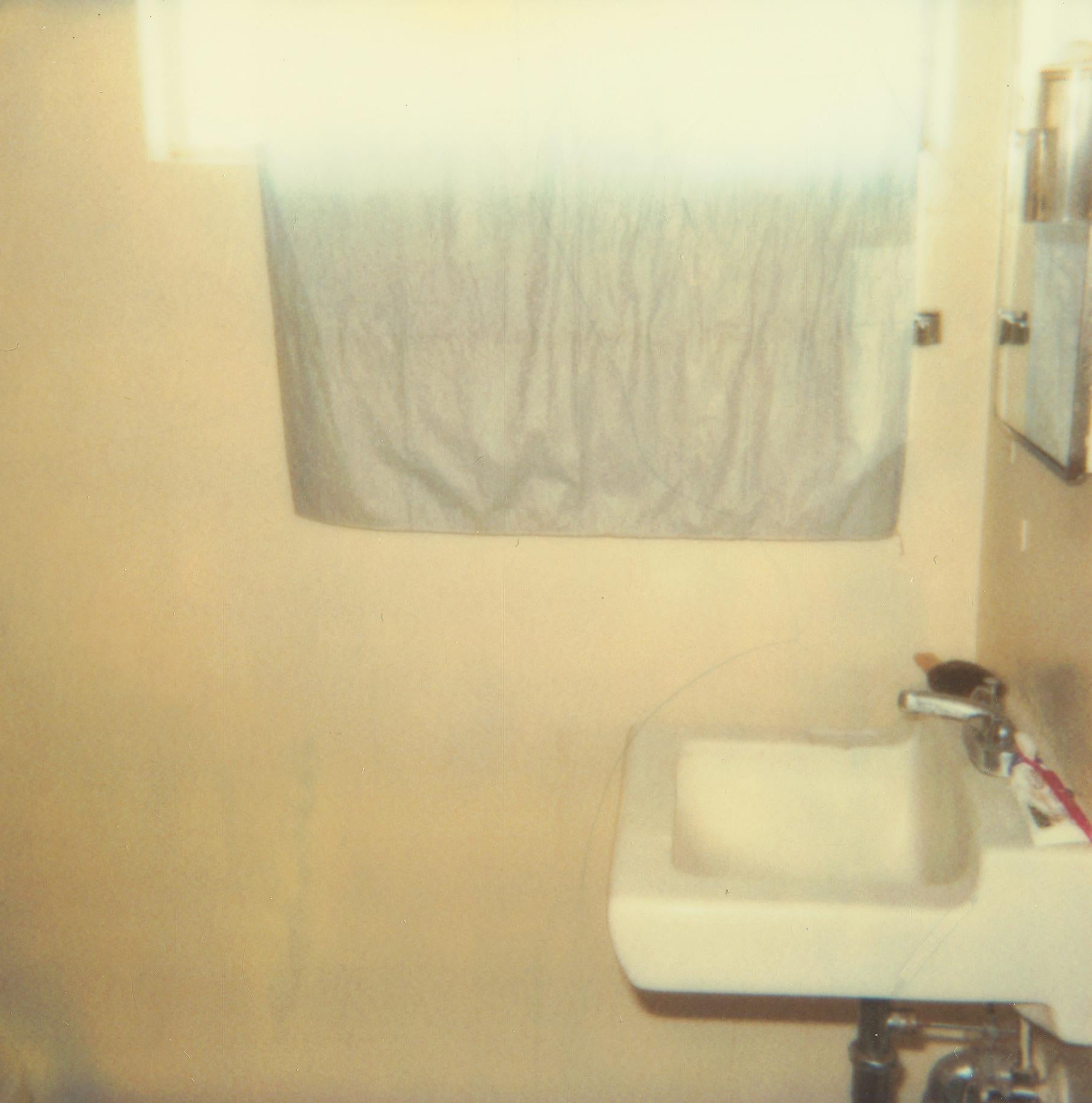 Bathroom (29 Palms, CA) - Polaroid, Contemporary - Photograph by Stefanie Schneider