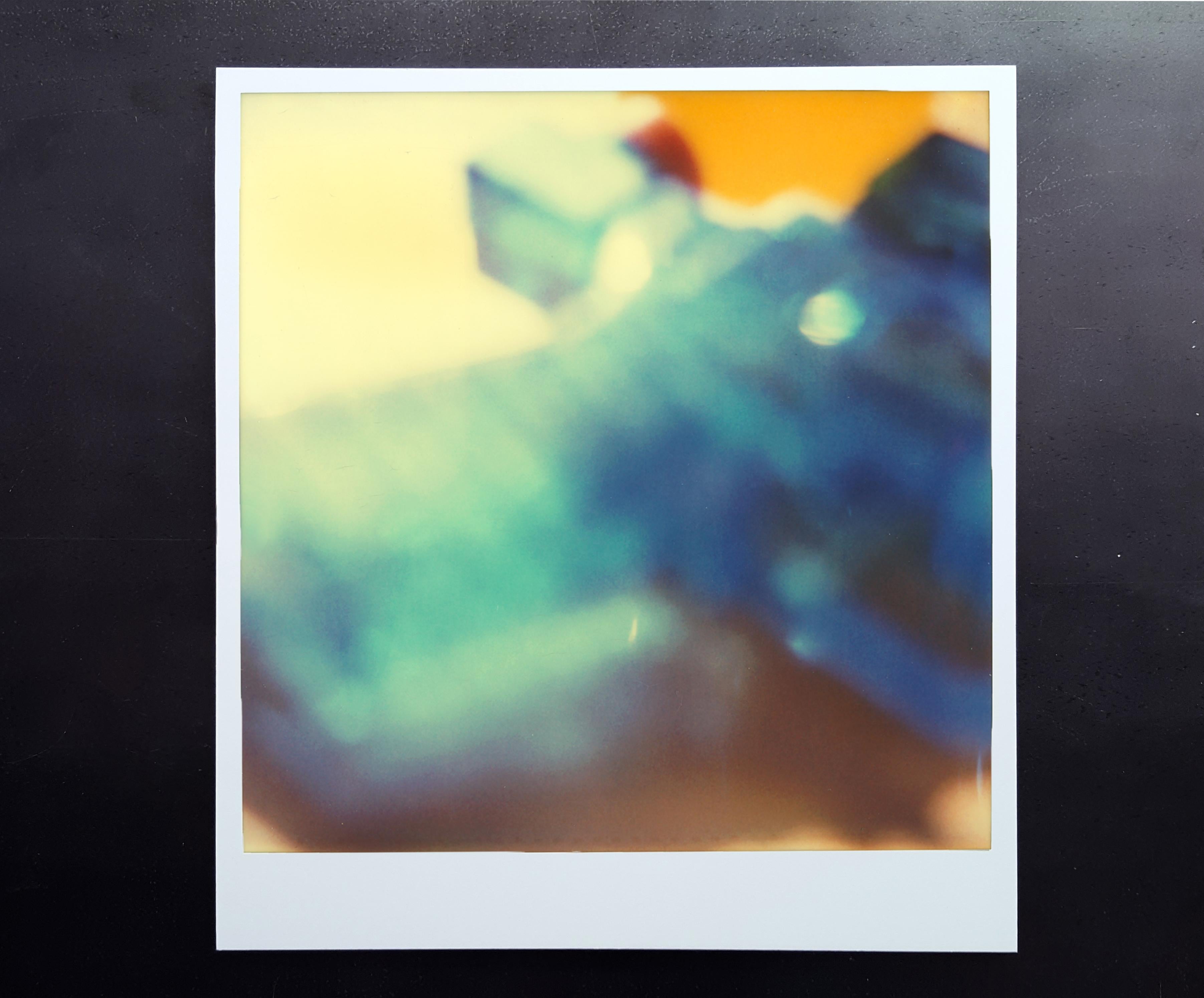 Blaues Wasser Pistolen - 29 Palmen, CA, Diptychon montiert (Braun), Nude Photograph, von Stefanie Schneider