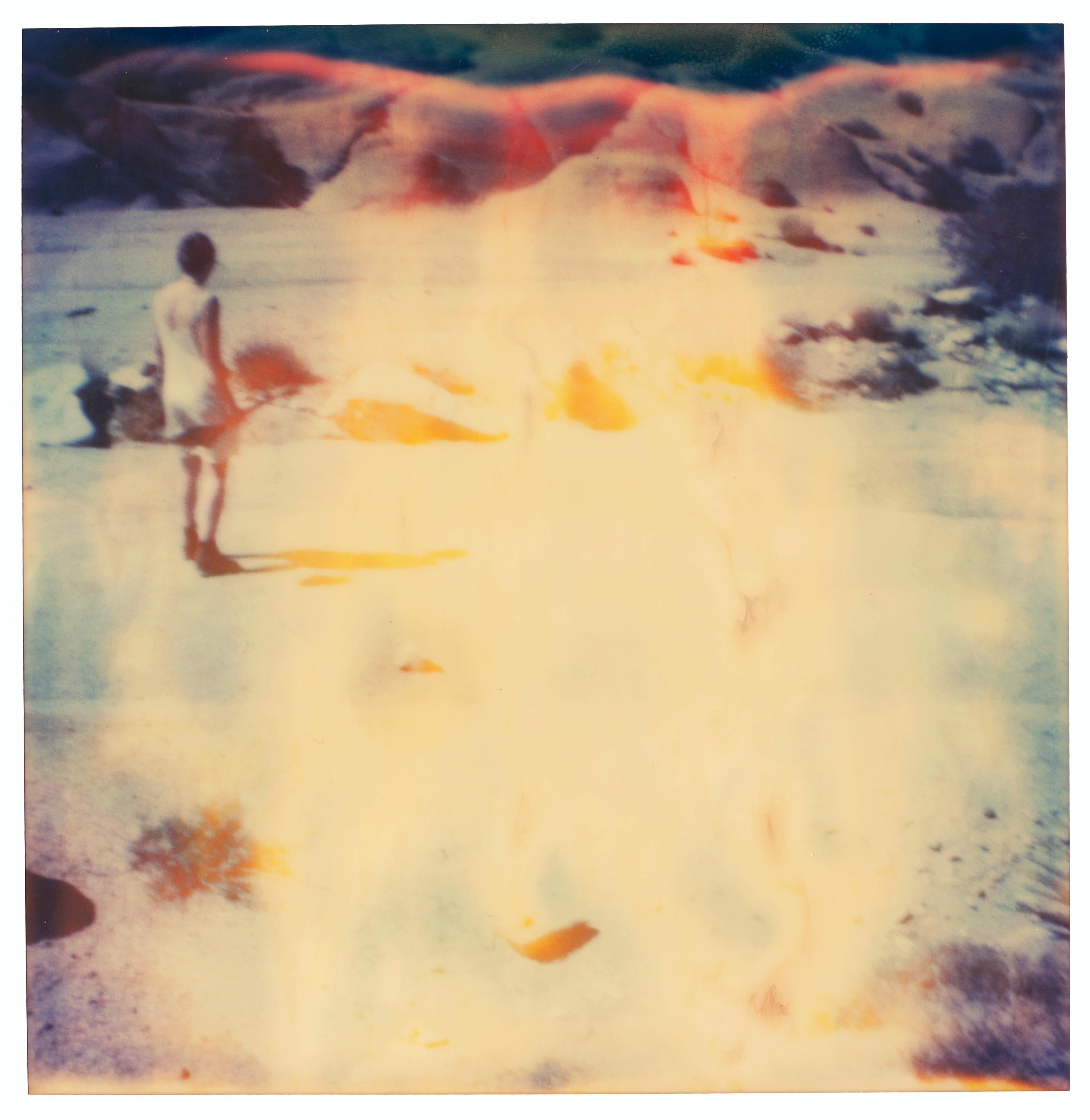 Buried - 8 pieces - Contemporary, Figurative, expired, Polaroid, analog For Sale 6