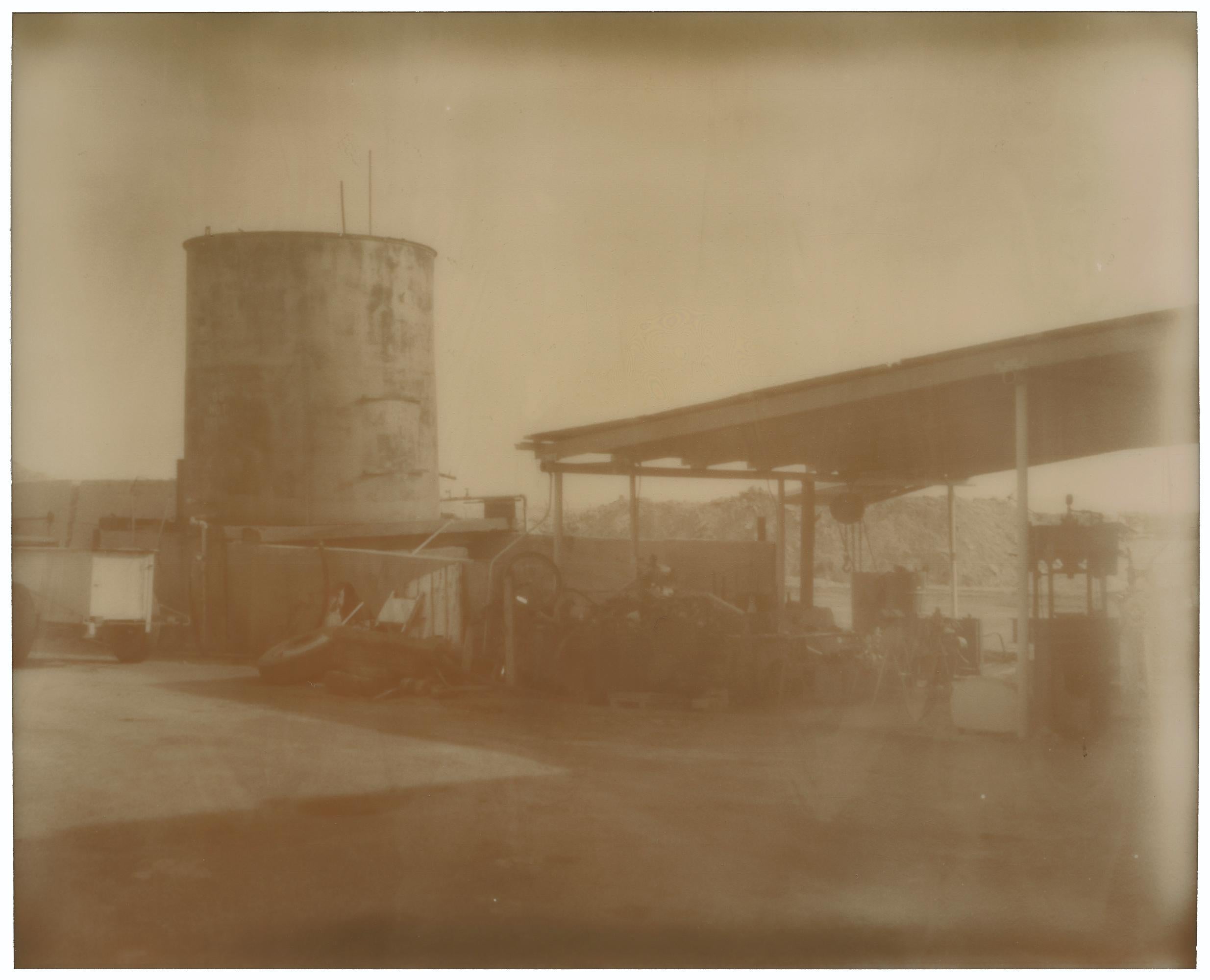 Black and White Photograph Stefanie Schneider - California Depression (California Badlands) - Contemporain, Polaroïd, Paysage