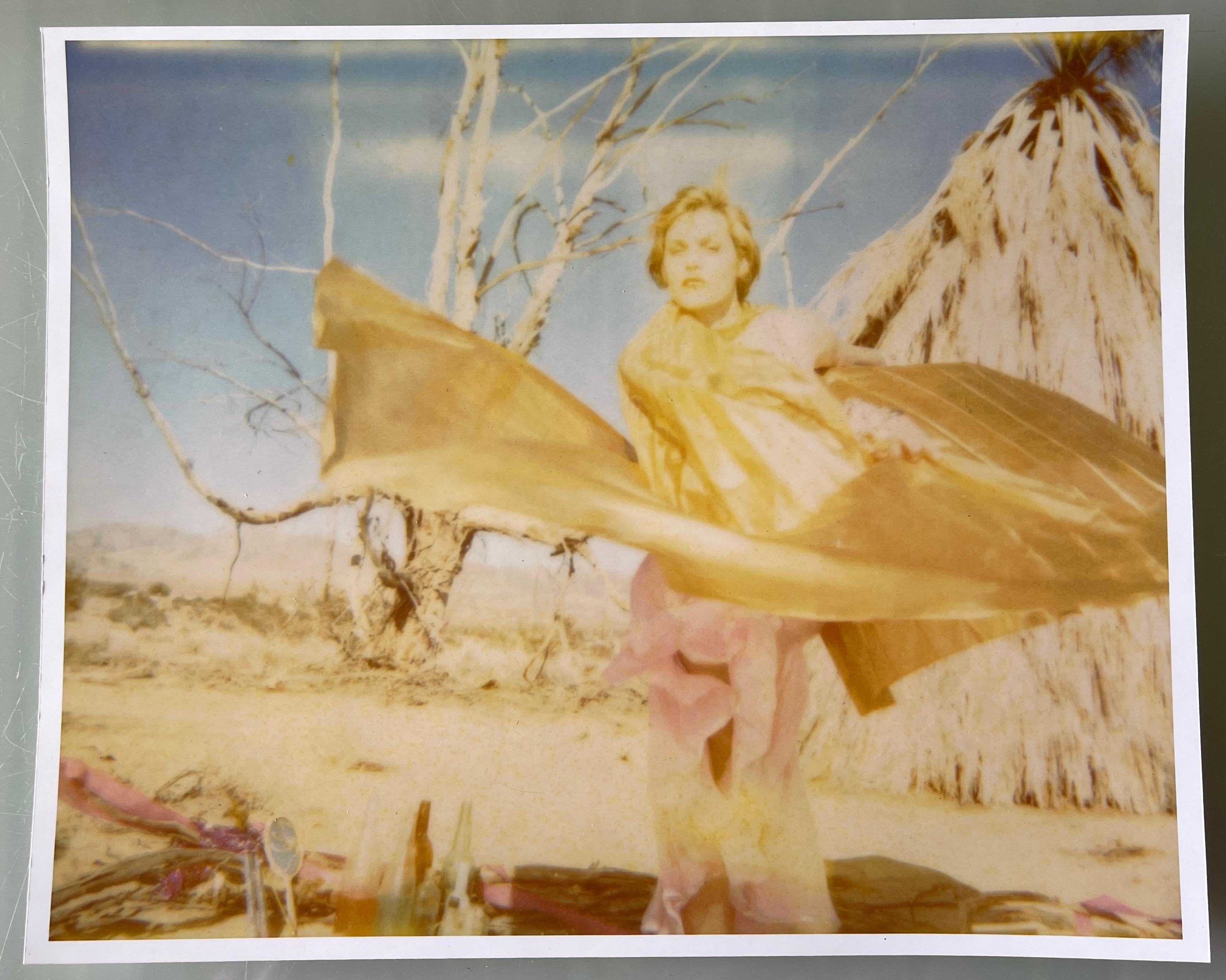 Cercle de magie - Shazam (29 Palms, CA) - Photograph de Stefanie Schneider