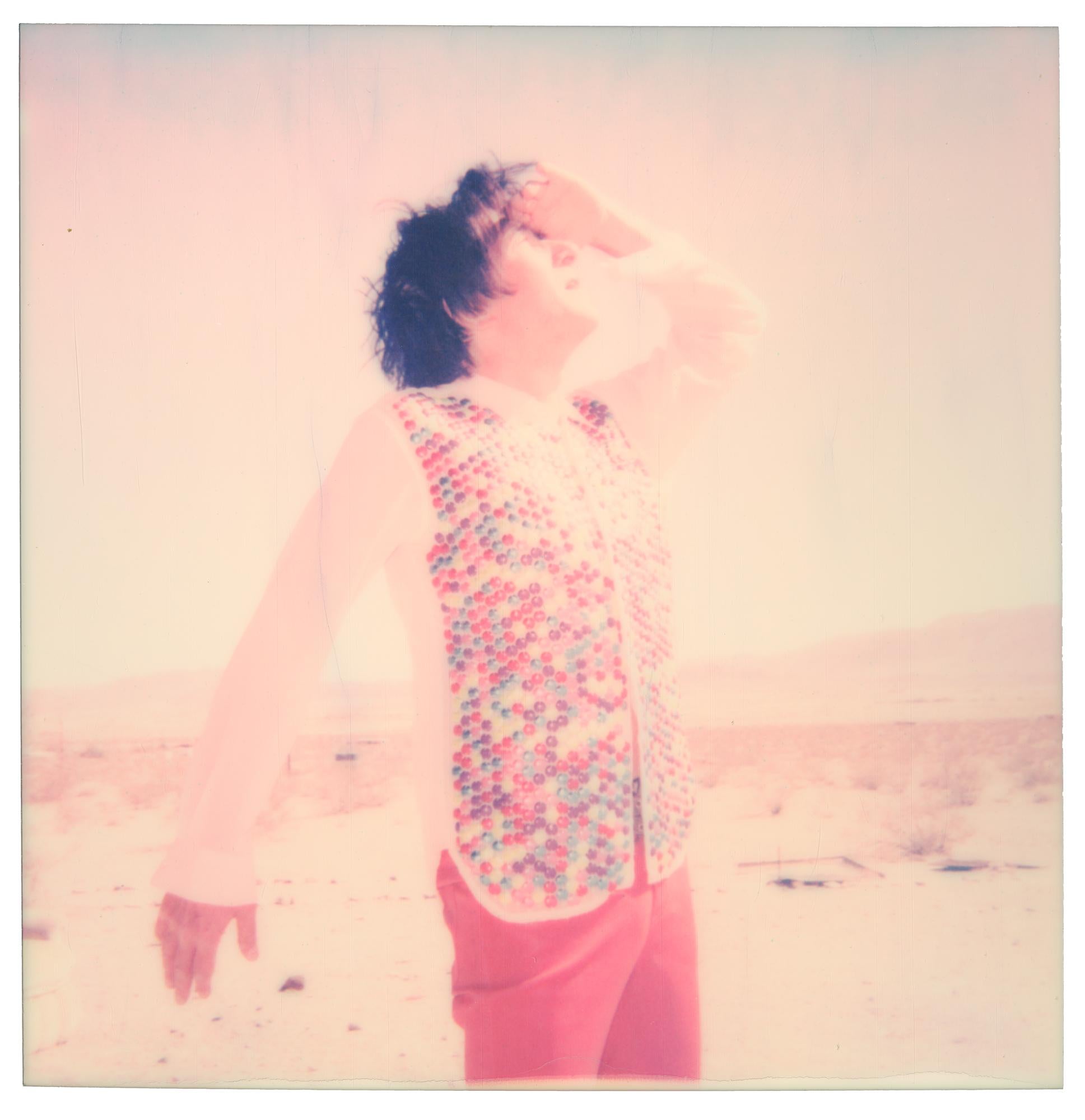 Portrait Photograph de Stefanie Schneider - Encuentro cercano (grabación del alférez Broderick Rodaje "Aplastamiento de sangre") - Bombay Beach, CA