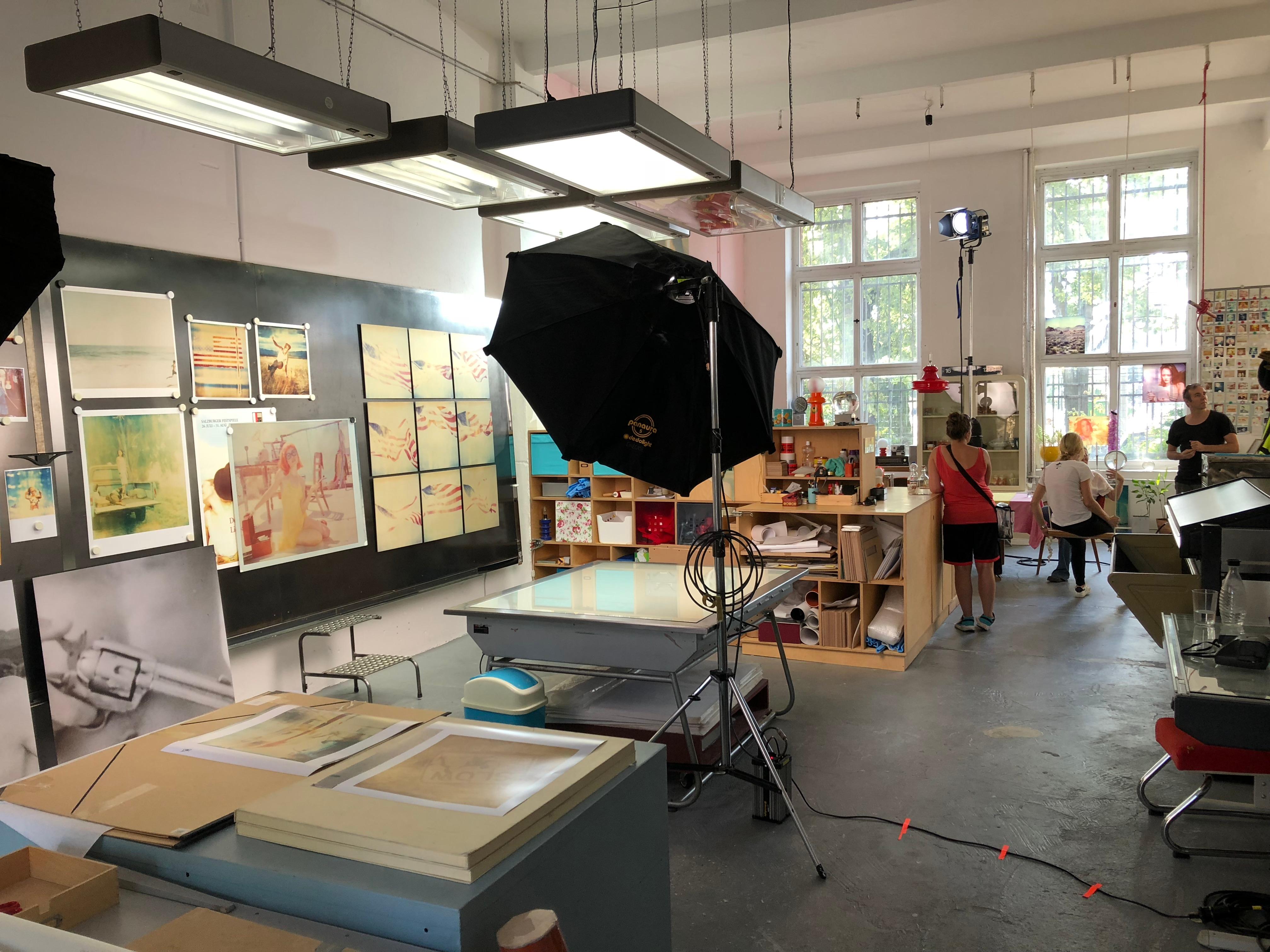 Contemporain, XXIe siècle, Polaroid, Figuratif, Photographie, Nu, Schneider 2