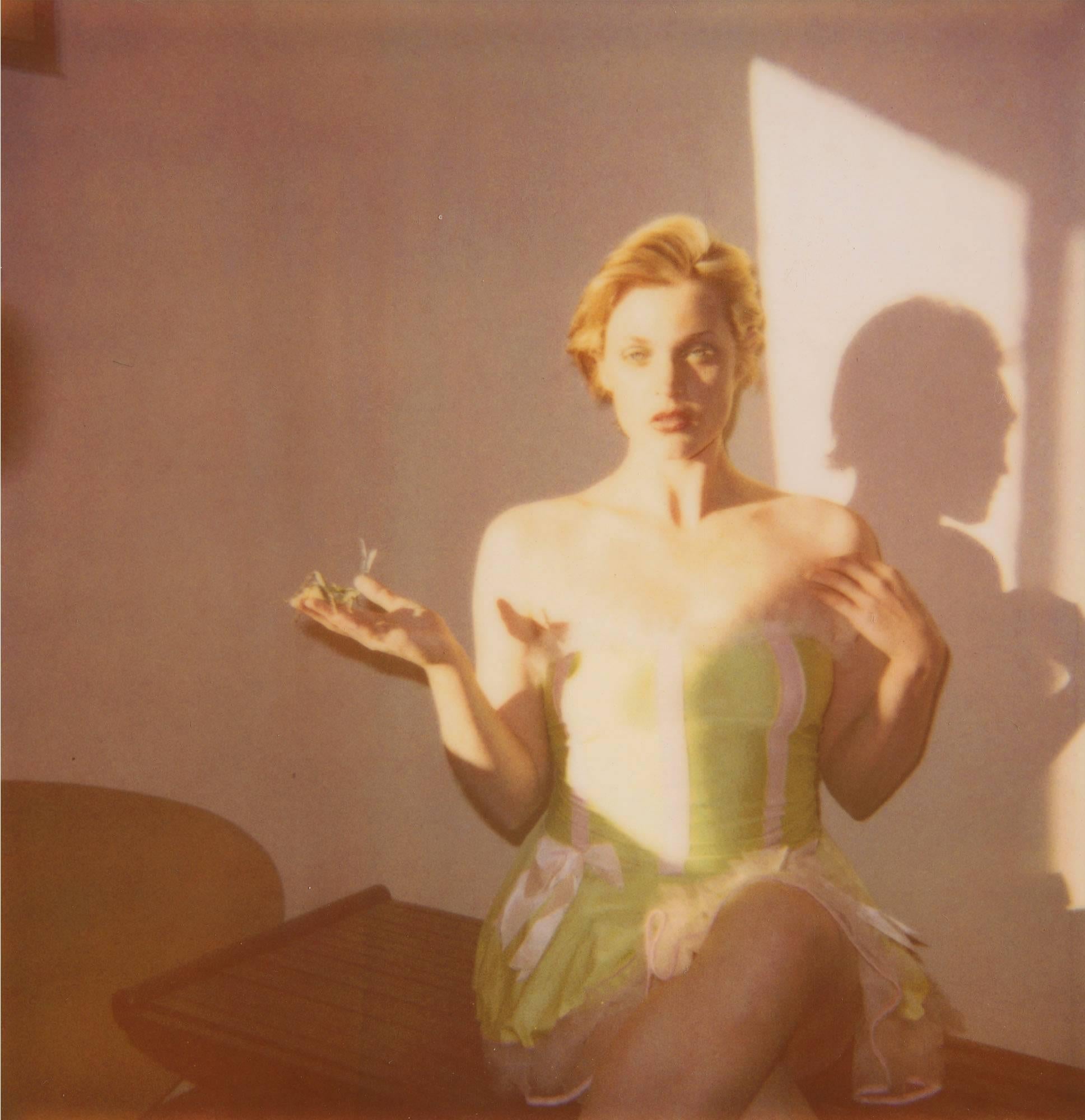 Stefanie Schneider Portrait Photograph – Cricket auf der Unsichtbaren Szene – ohne Titel – 29 Palmen, CA