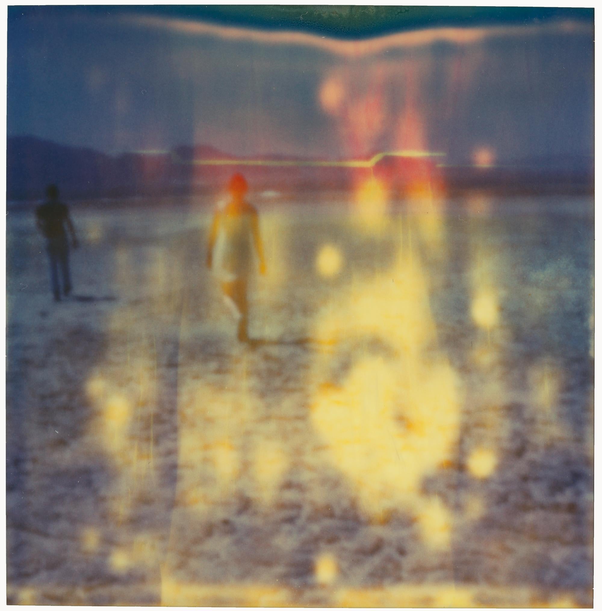Stefanie Schneider Abstract Photograph – Day for Night – Planet of the Apes 01 – 21. Jahrhundert, Polaroid, Abstrakt