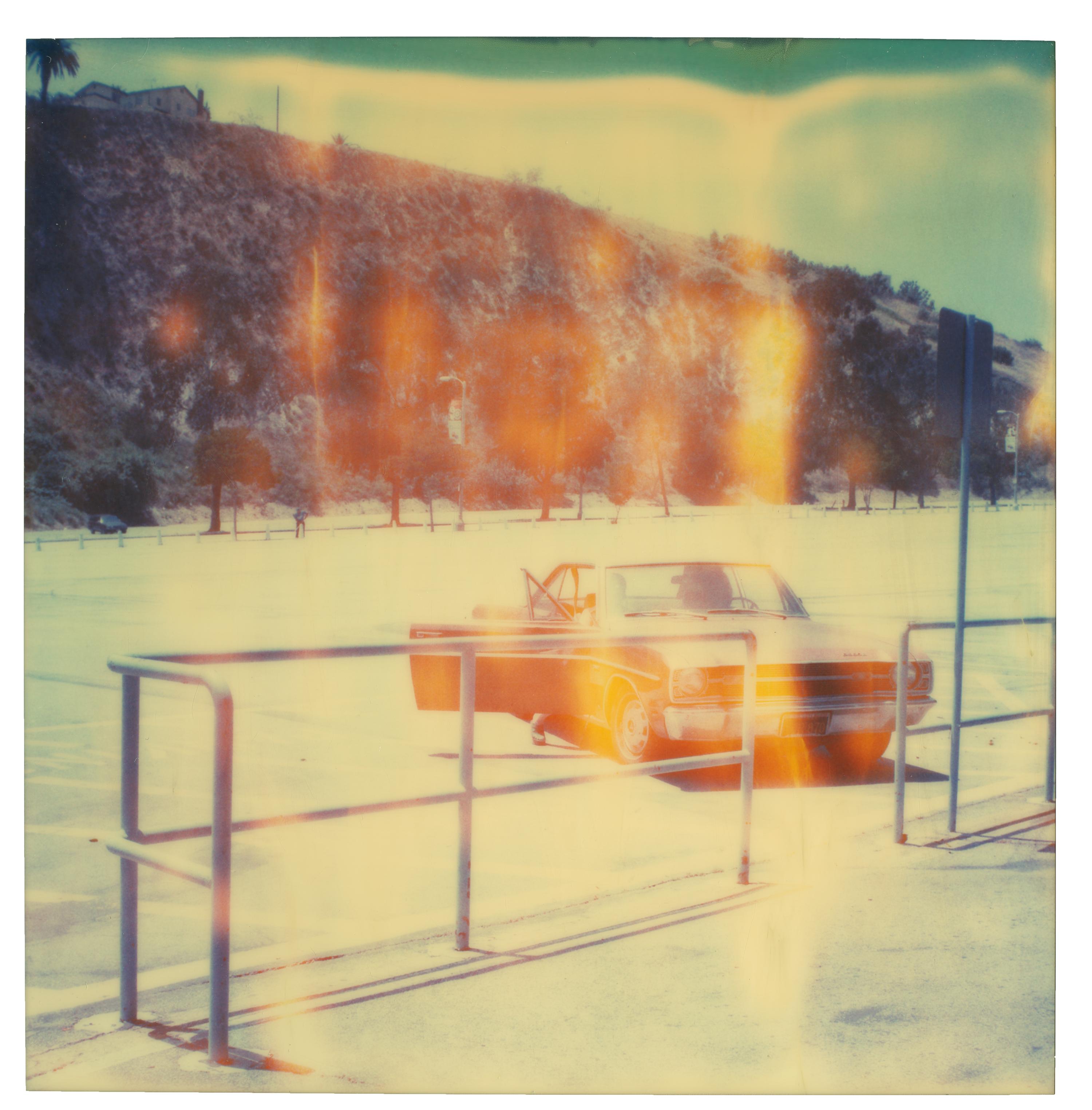 Landscape Photograph Stefanie Schneider - Le stade Dodger (The Last Picture Show) - 21e siècle, Polaroid, couleur