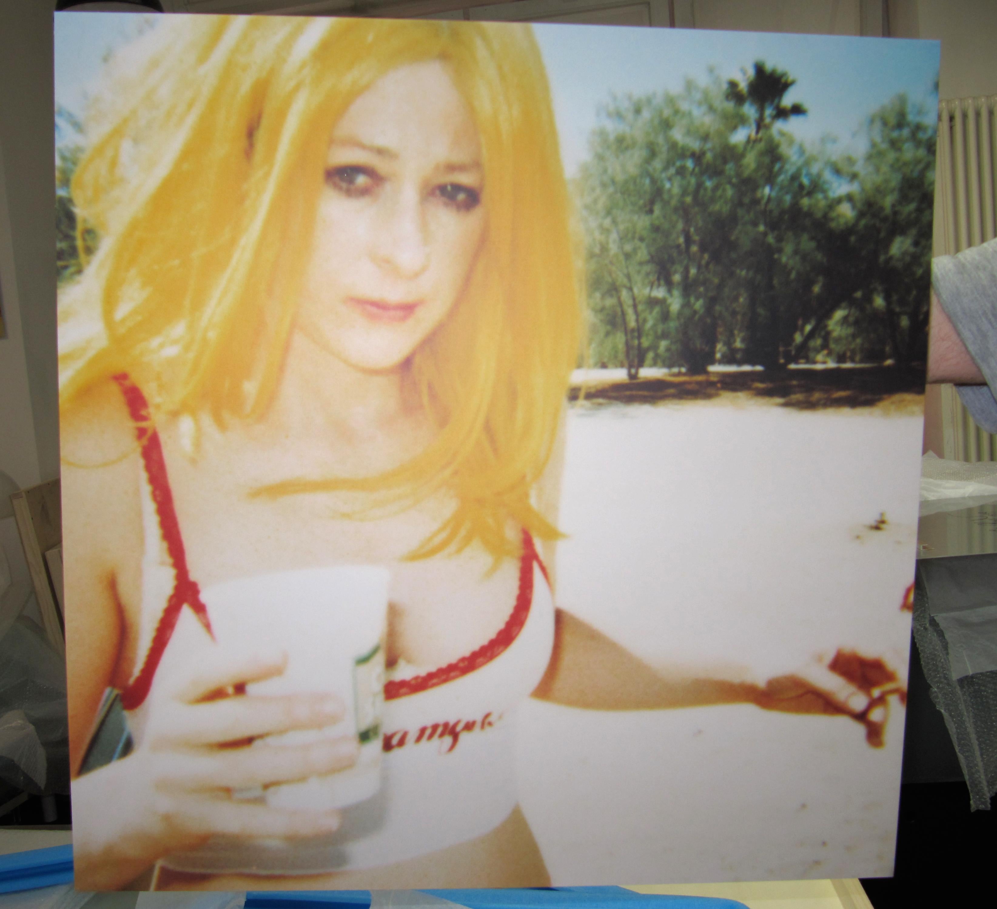 Stefanie Schneider Color Photograph - Dreamgirl I (29 Palms, CA) - analog, mounted