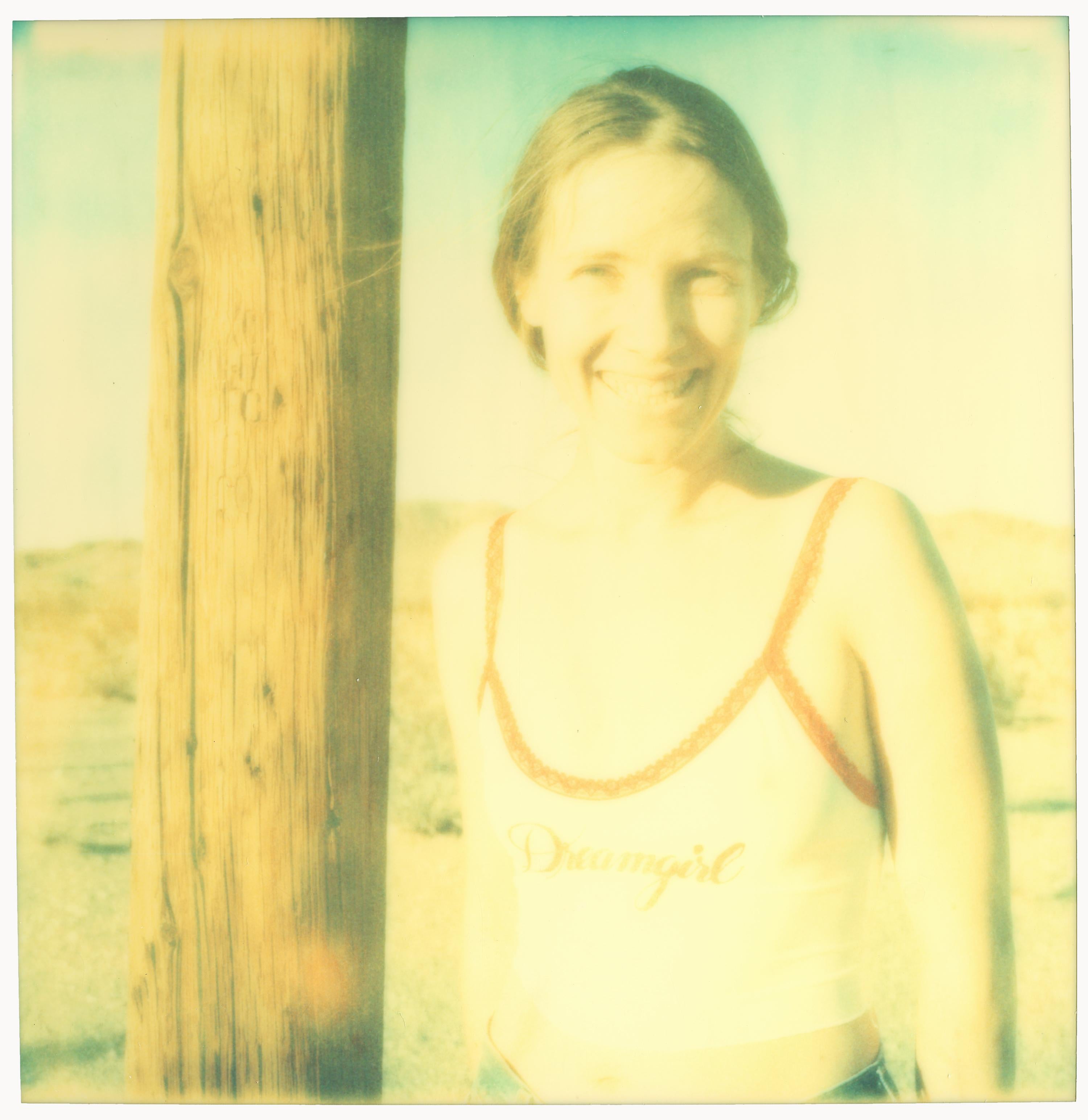 Dreamgirl (trittico) - analogico, Polaroid, Contemporaneo, 21° secolo, Colore - Portrait Photograph Giallo di Stefanie Schneider