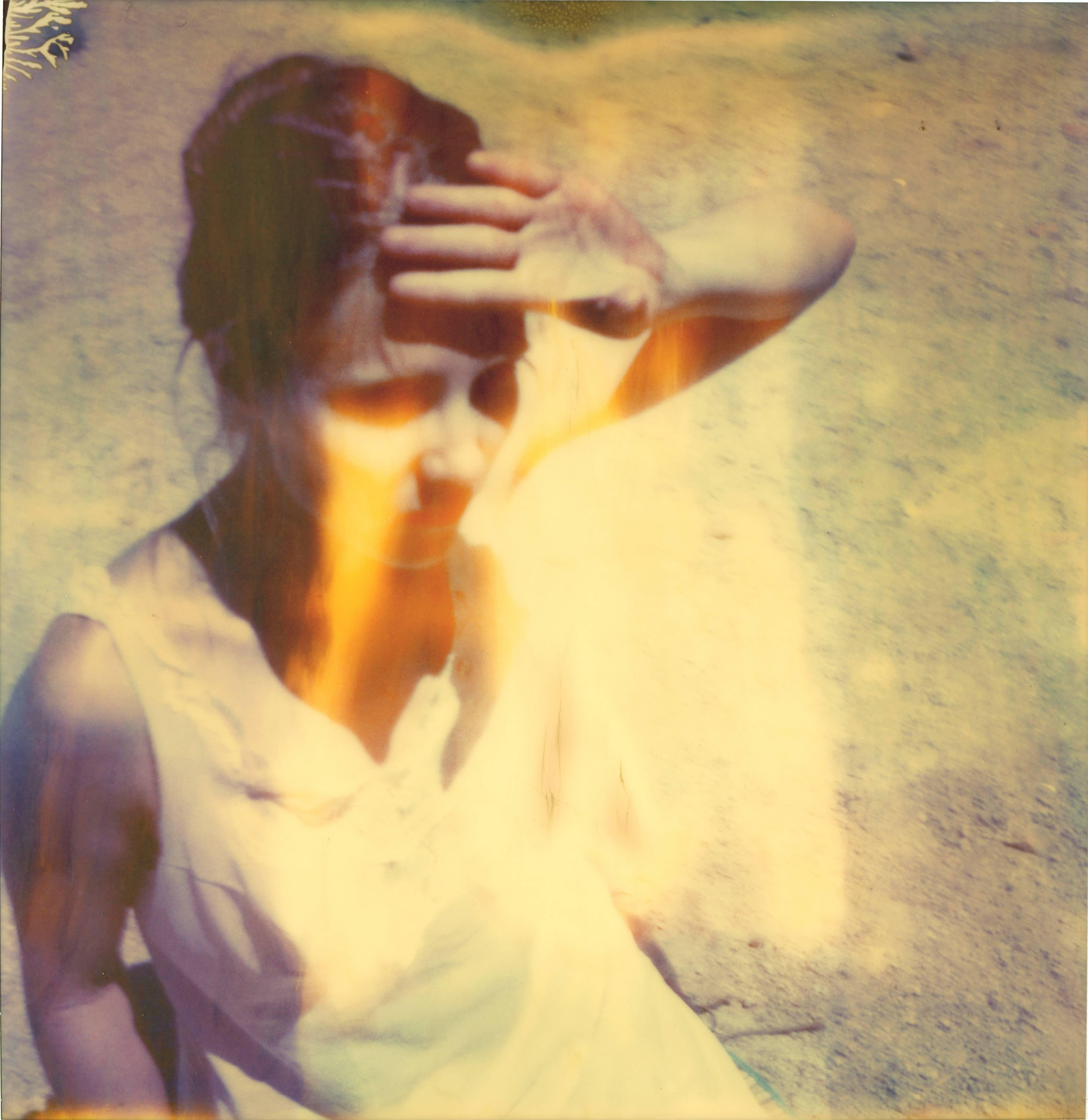 Gesti - 21° secolo, Polaroid, Ritratto, Contemporaneo, Autoritratto in vendita 6