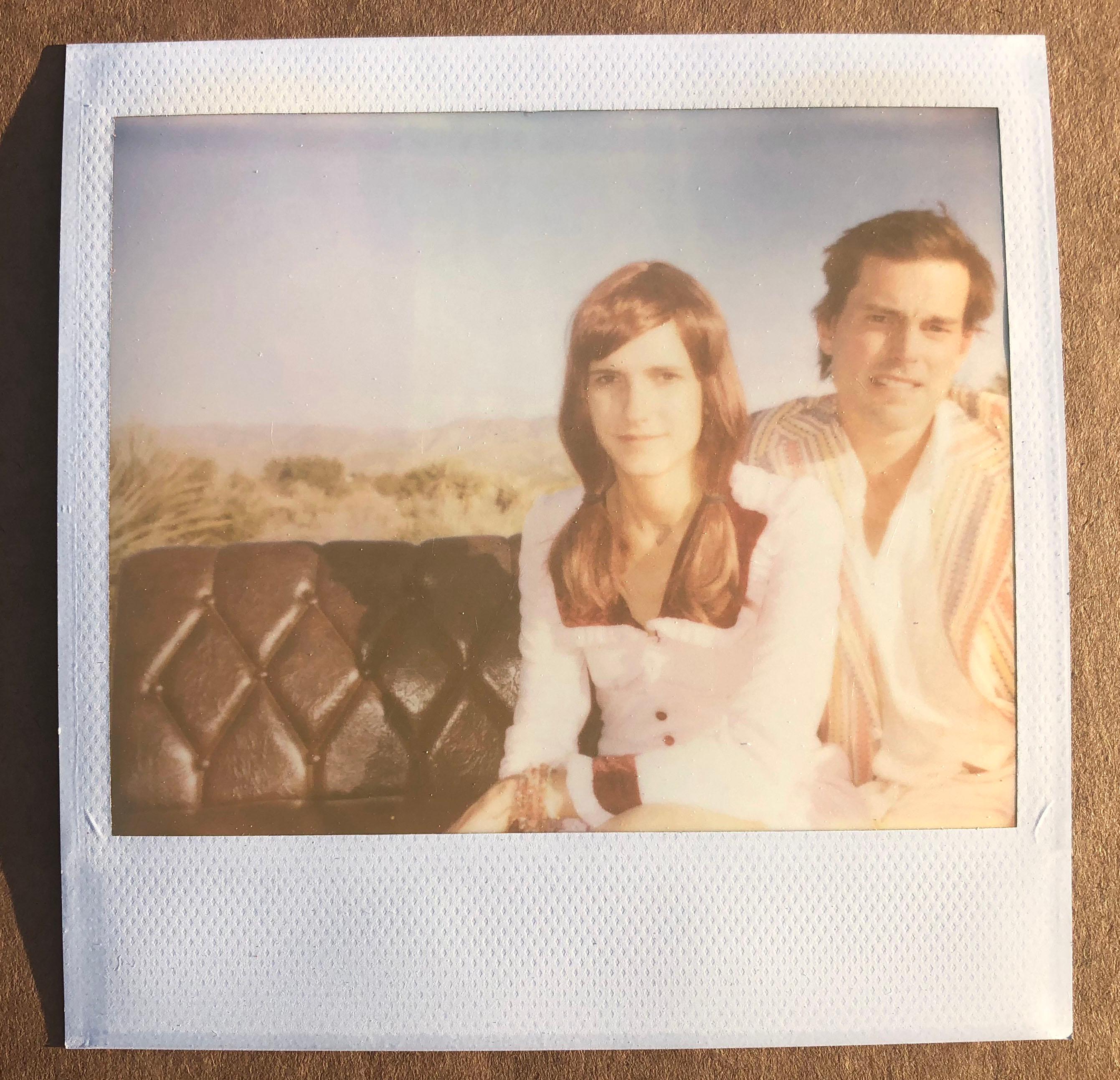 Happy endings (29 Palms, CA) - Original Polaroid Einzigartiges Stück – Photograph von Stefanie Schneider