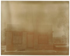 Homestead (Kalifornien Badlands) – Zeitgenössisch, Polaroid, Landschaft