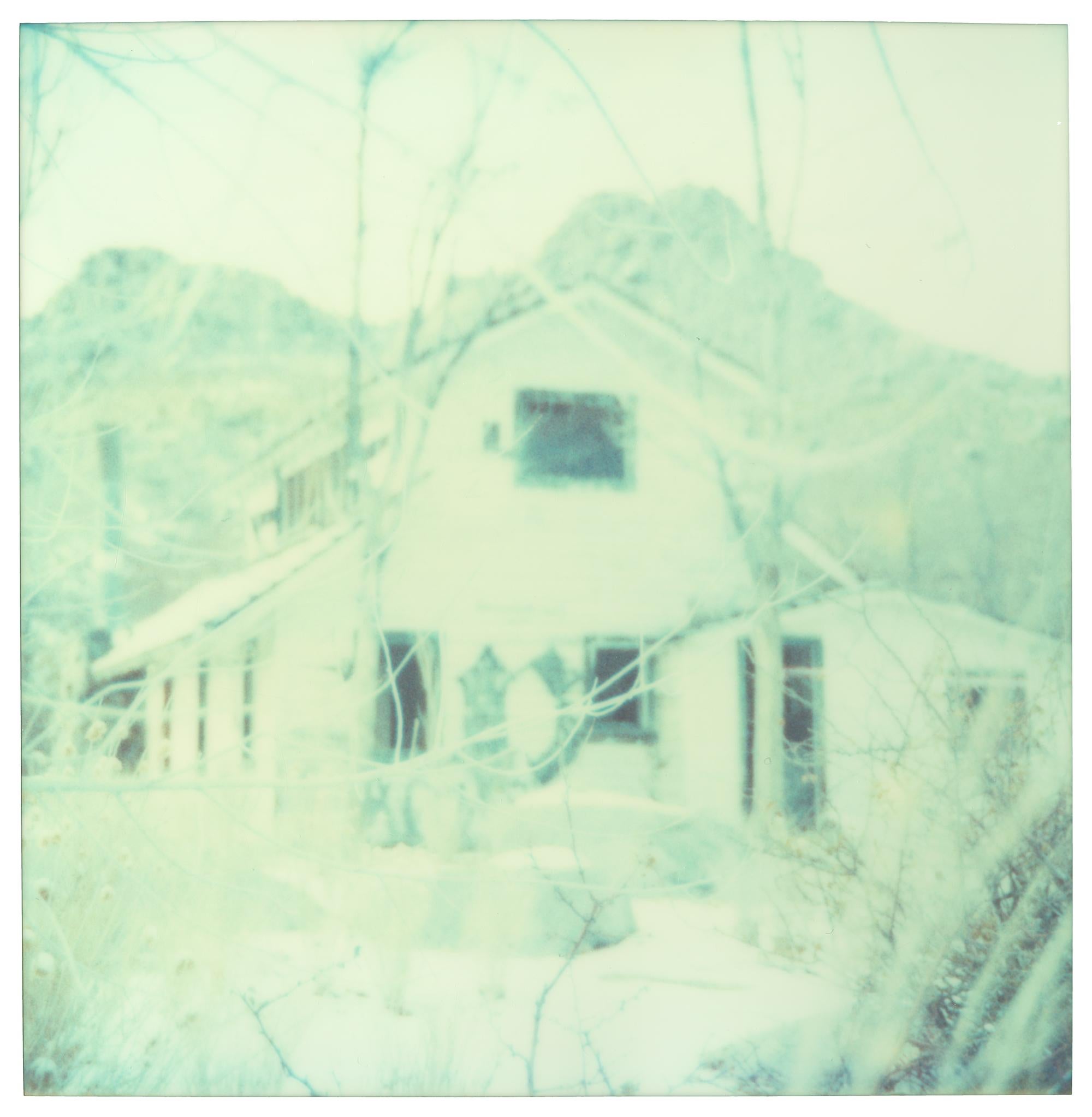 Stefanie Schneider Color Photograph - House up in the Mountains (Wastelands)