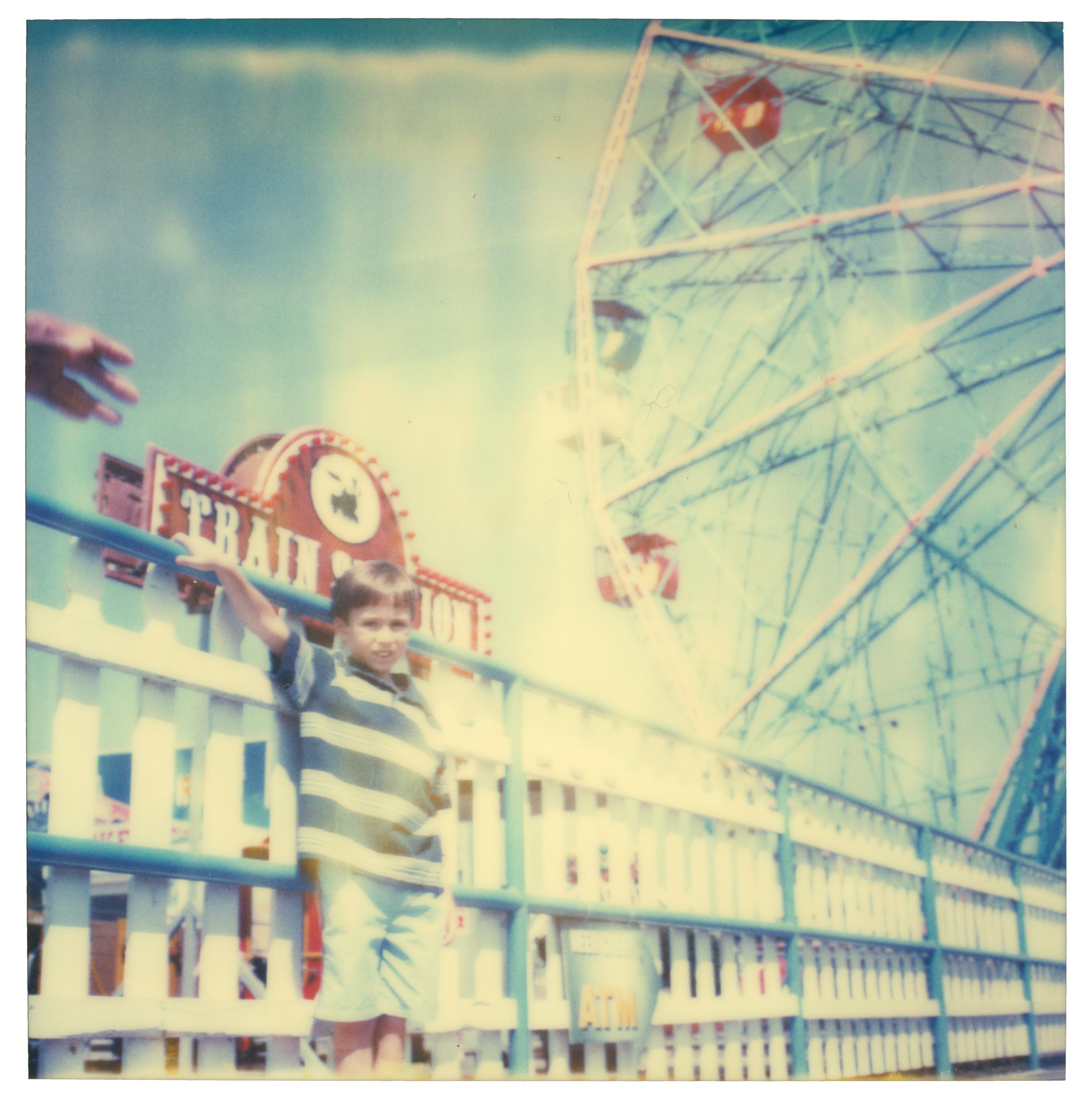 Stefanie Schneider Color Photograph - If it would be true I'll be alright (Stay) - Polaroid, 21st Century