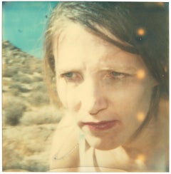 Insatiable (Wastelands) – Zeitgenössisch, Polaroid, 21. Jh., Polaroid