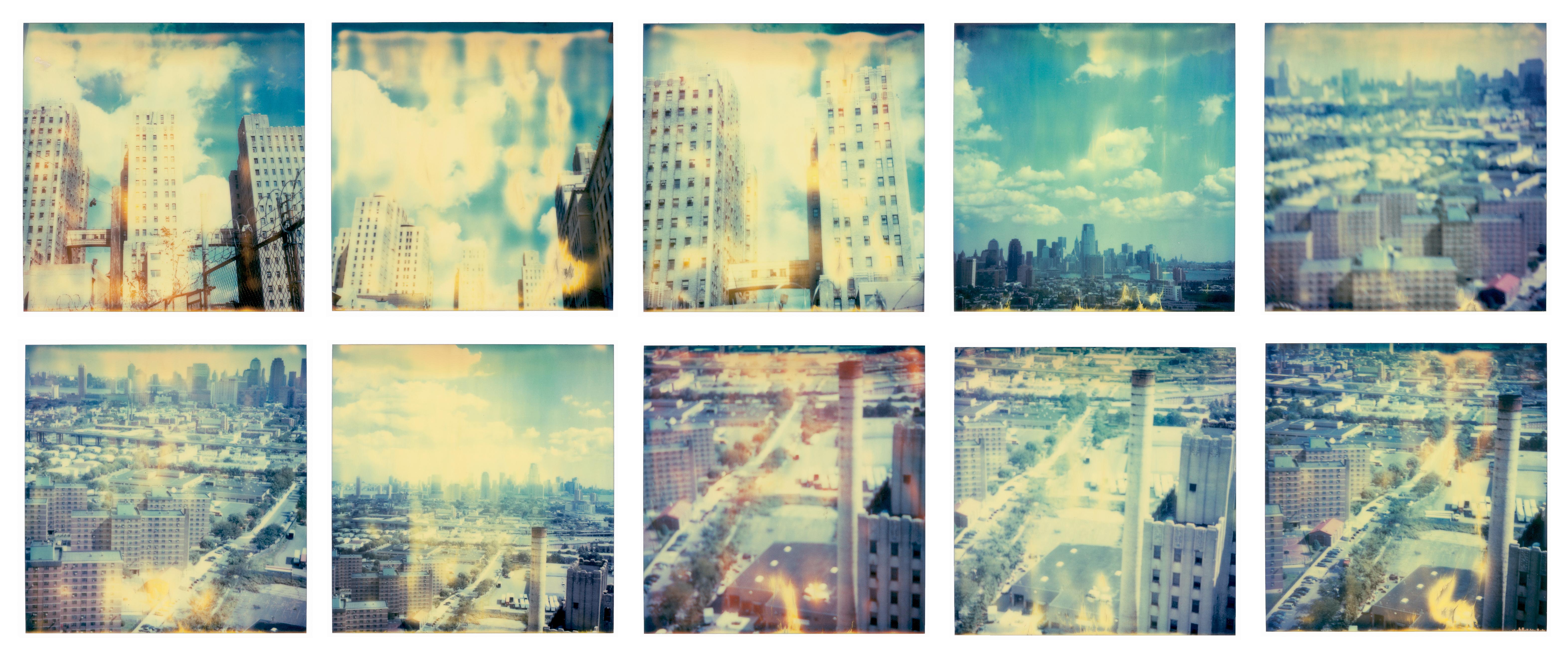 Color Photograph di Stefanie Schneider - Jersey Views (Soggiorno) - 21° secolo, Contemporaneo, Polaroid