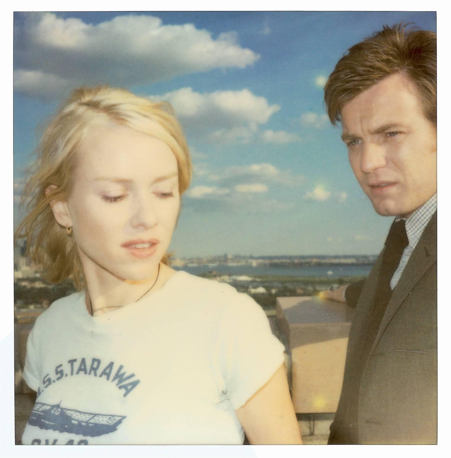 Lila and Sam from the movie Stay with Ewan McGregor, Naomi Watts - Gray Color Photograph by Stefanie Schneider