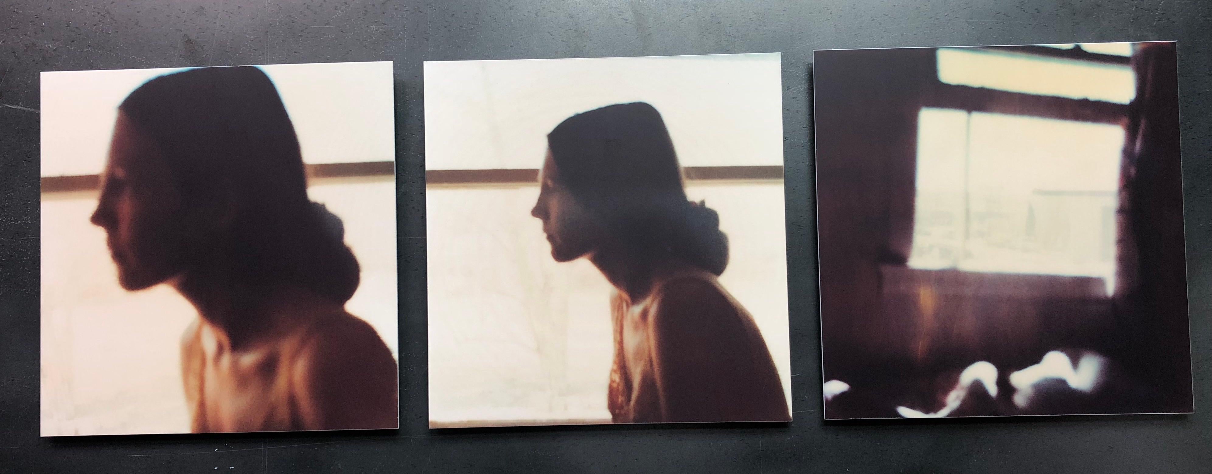 Lone Pine Motel II, Triptychon (Die letzte Bilderausstellung), analog, 3 Stück (Weiß), Color Photograph, von Stefanie Schneider
