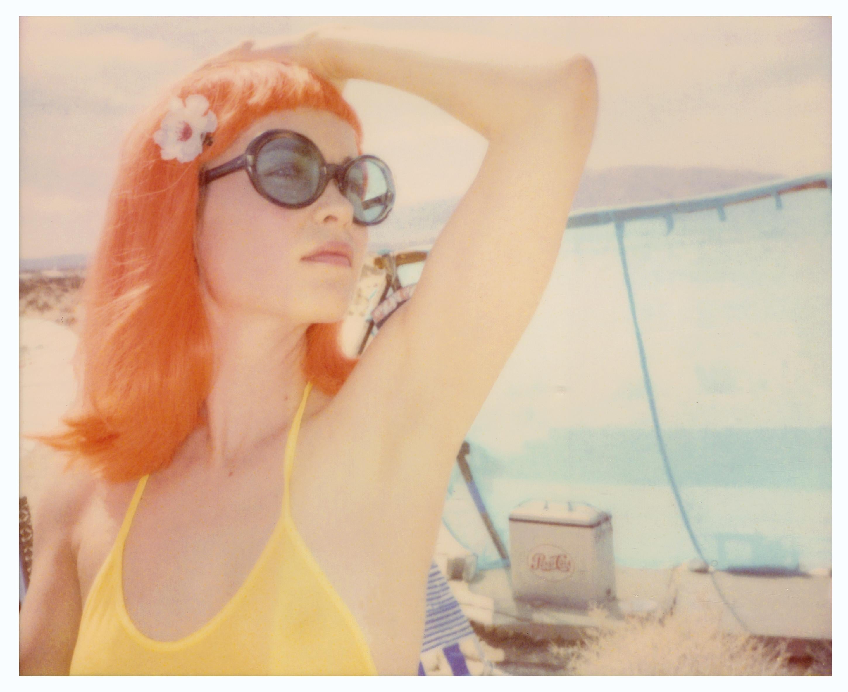 Color Photograph Stefanie Schneider - Love You Actor Girl - Contemporain, Figuratif, Femme, Polaroid, périmé