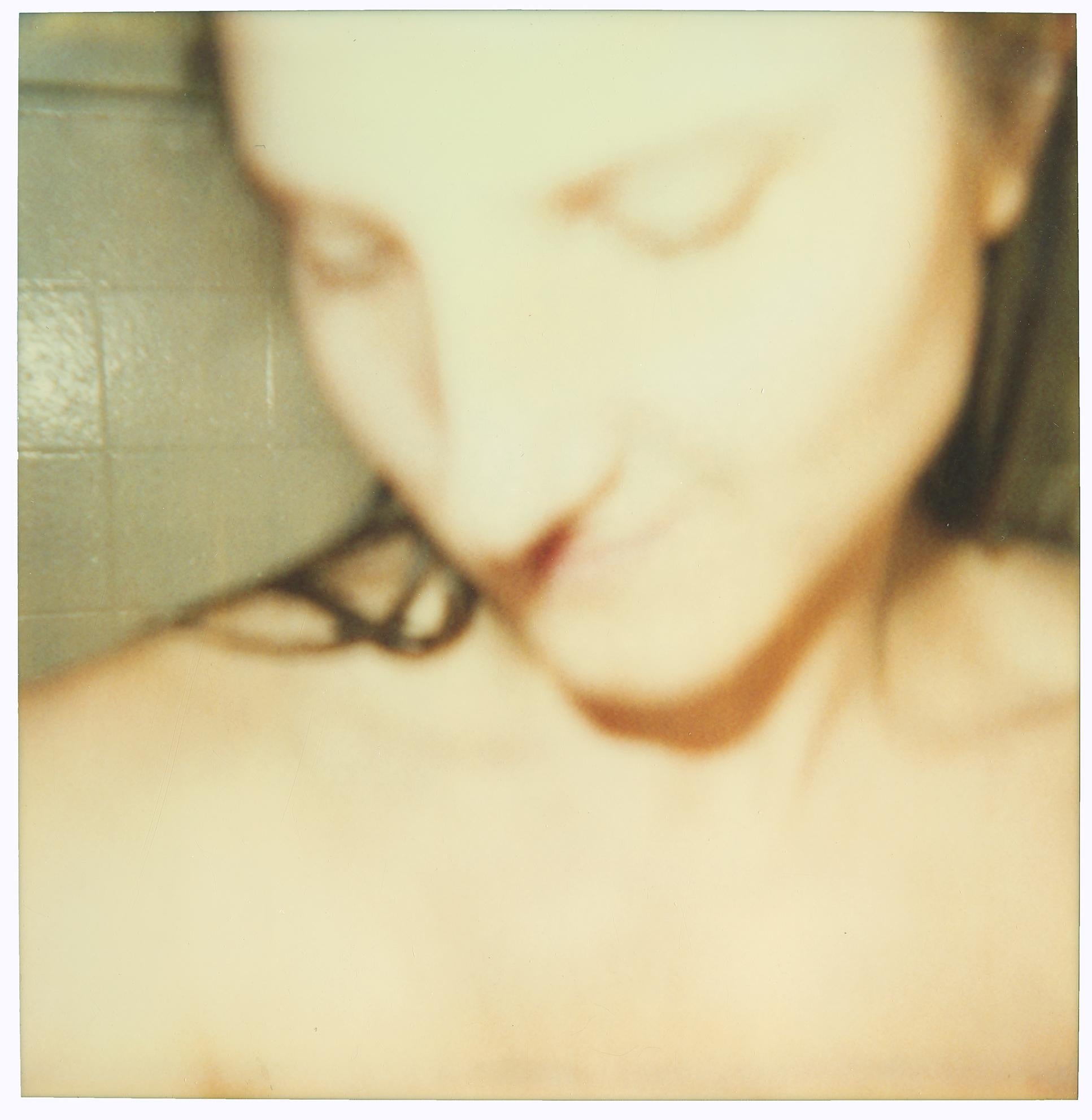 Stefanie Schneider Portrait Photograph – Madonna (29 Palms, CA) - Polaroid, Contemporary
