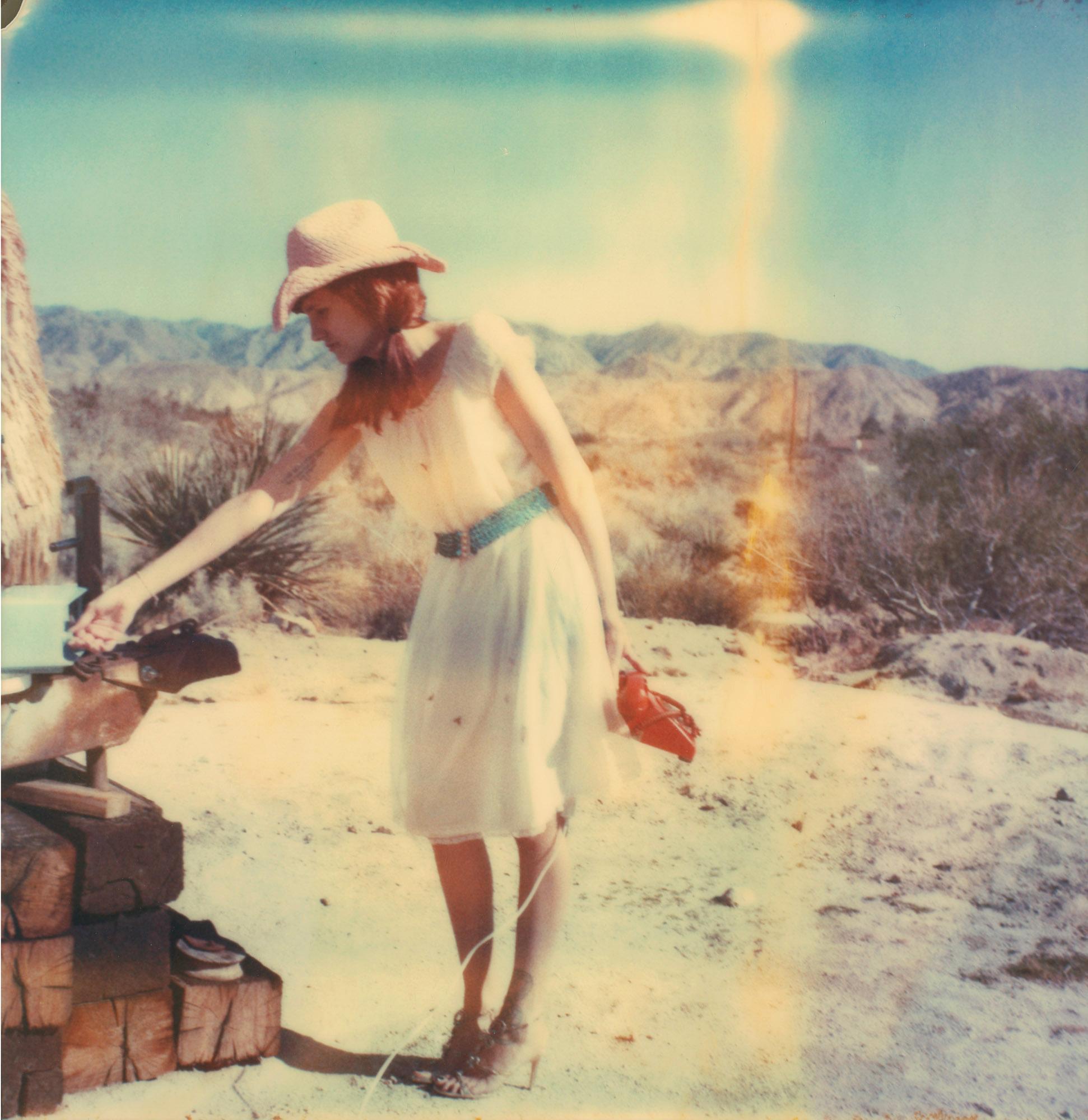 Stefanie Schneider Color Photograph – Memories of Love II (Das Mädchen...) - einschließlich des Buches „A Half Forgotten Dream“