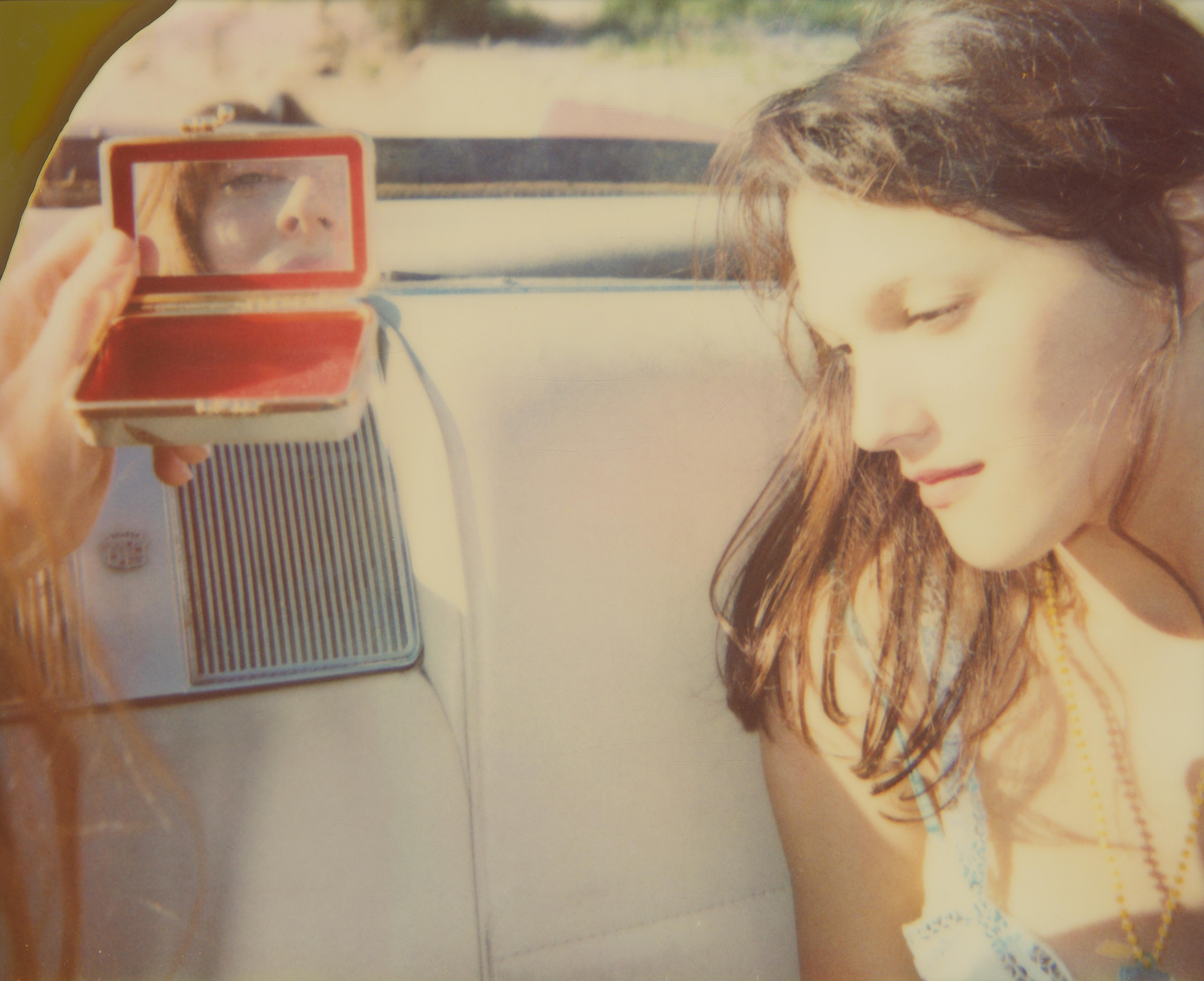 Stefanie Schneider Portrait Photograph – Misty Watercolor Memories (Till Death Do Us Part) -Zeitgenössisch, Polaroid, Frauen