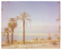 North Shore Mirage (Kalifornien Badlands) – Zeitgenössisch, 21. Jahrhundert, Polaroid