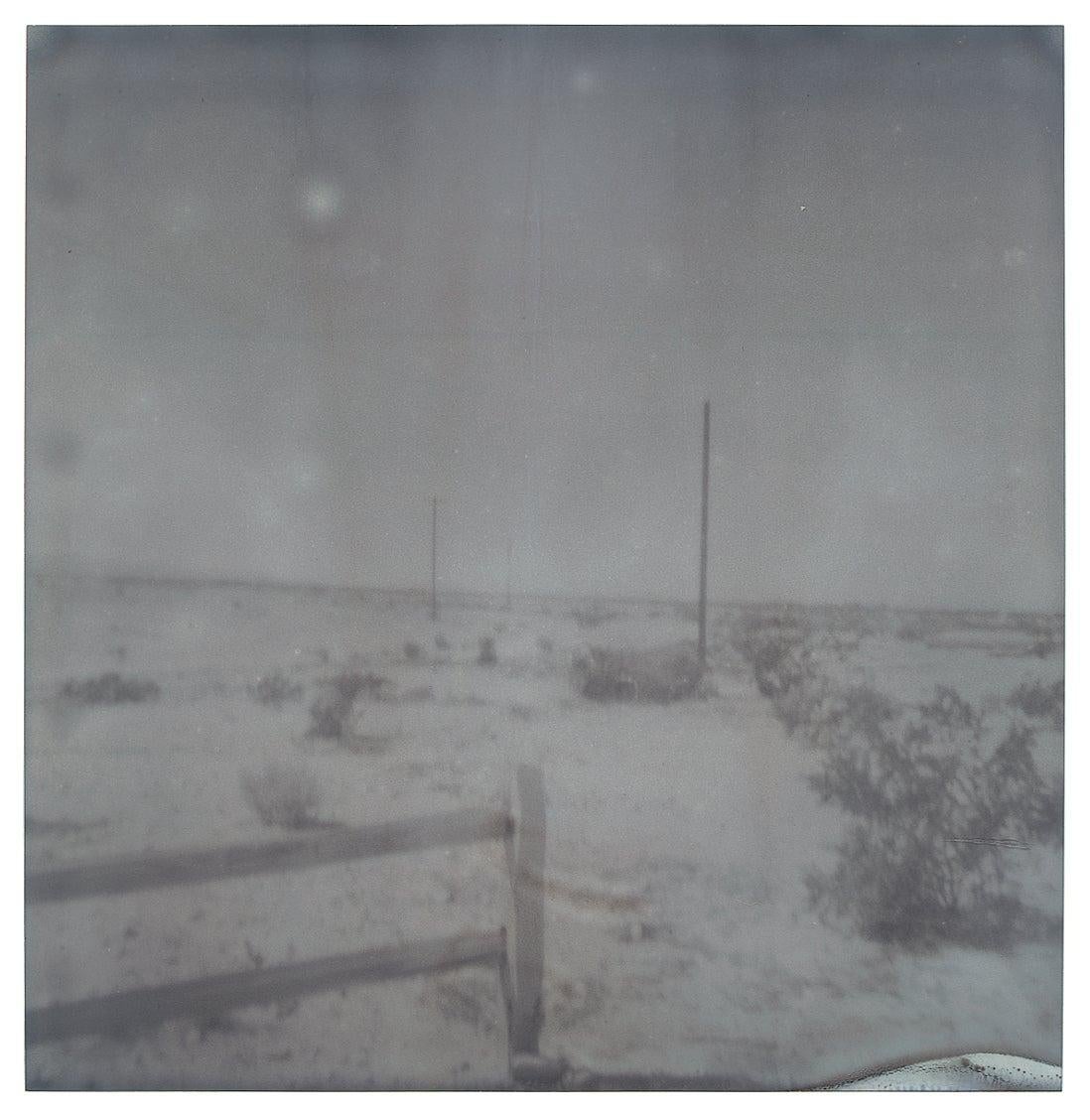 Oasis (Sidewinder) - Landscape, black and white, Contemporary, Polaroid For Sale 5