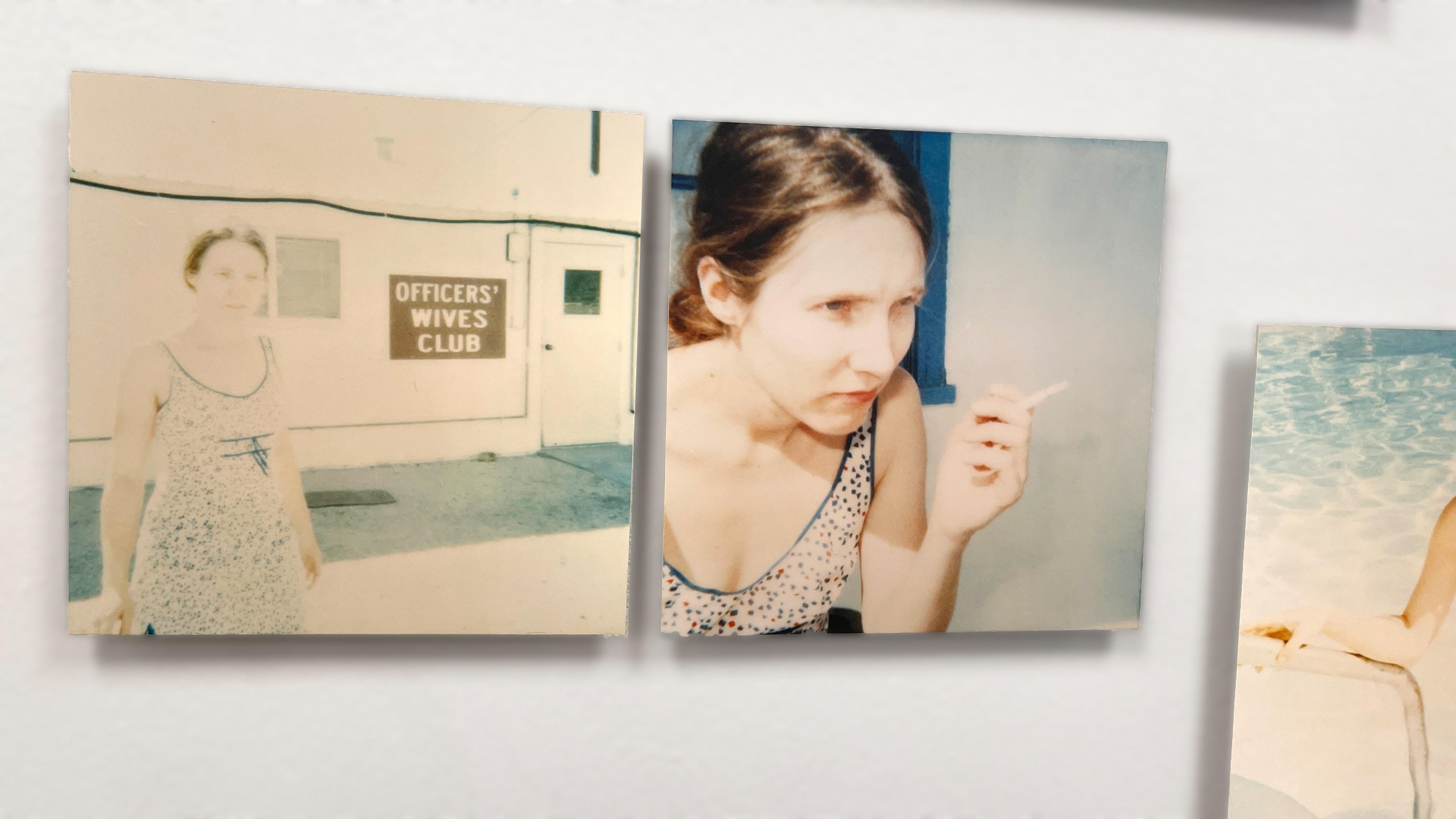 Officer's Wives Club (29 Palms, CA), Diptychon - 1999

Auflage von 23/25,
Jeweils 40x40cm, installiert 40x87cm, einschließlich Fuge.
2 analoge C-Prints, vom Künstler handgedruckt, basierend auf den 2 Polaroids.
Signiert auf der Rückseite mit