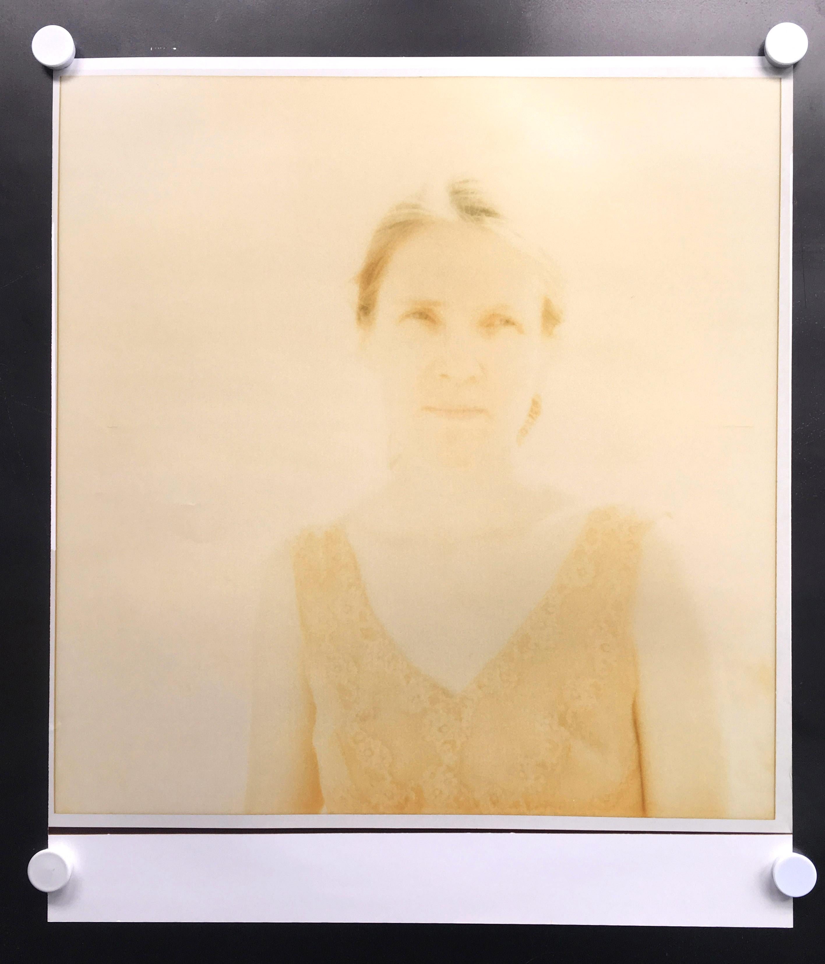 'Untitled' (Oilfields) 2004, 

60x60cm each, installed with gaps 60x130cm, 
Edition 2/10, 
analog C-Print, hand-printed by the artist, 
based on the Polaroid, 
signed on verso, 
artist Inventory No. 1214.03, 
mounted on Sintra with matte