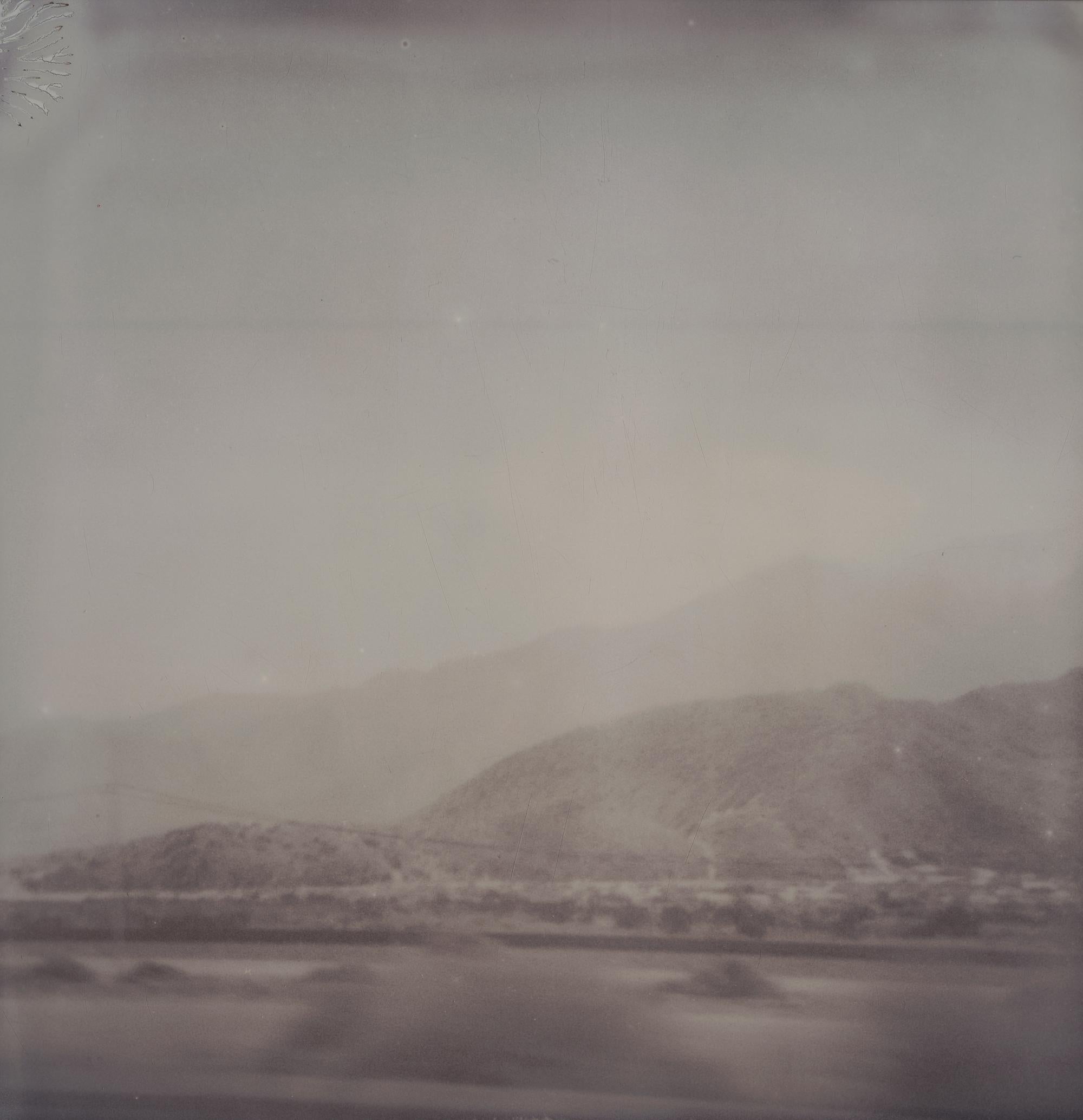Other Desert Cities (Sidewinder) - Polaroid, 21st Century, Contemporary For Sale 7