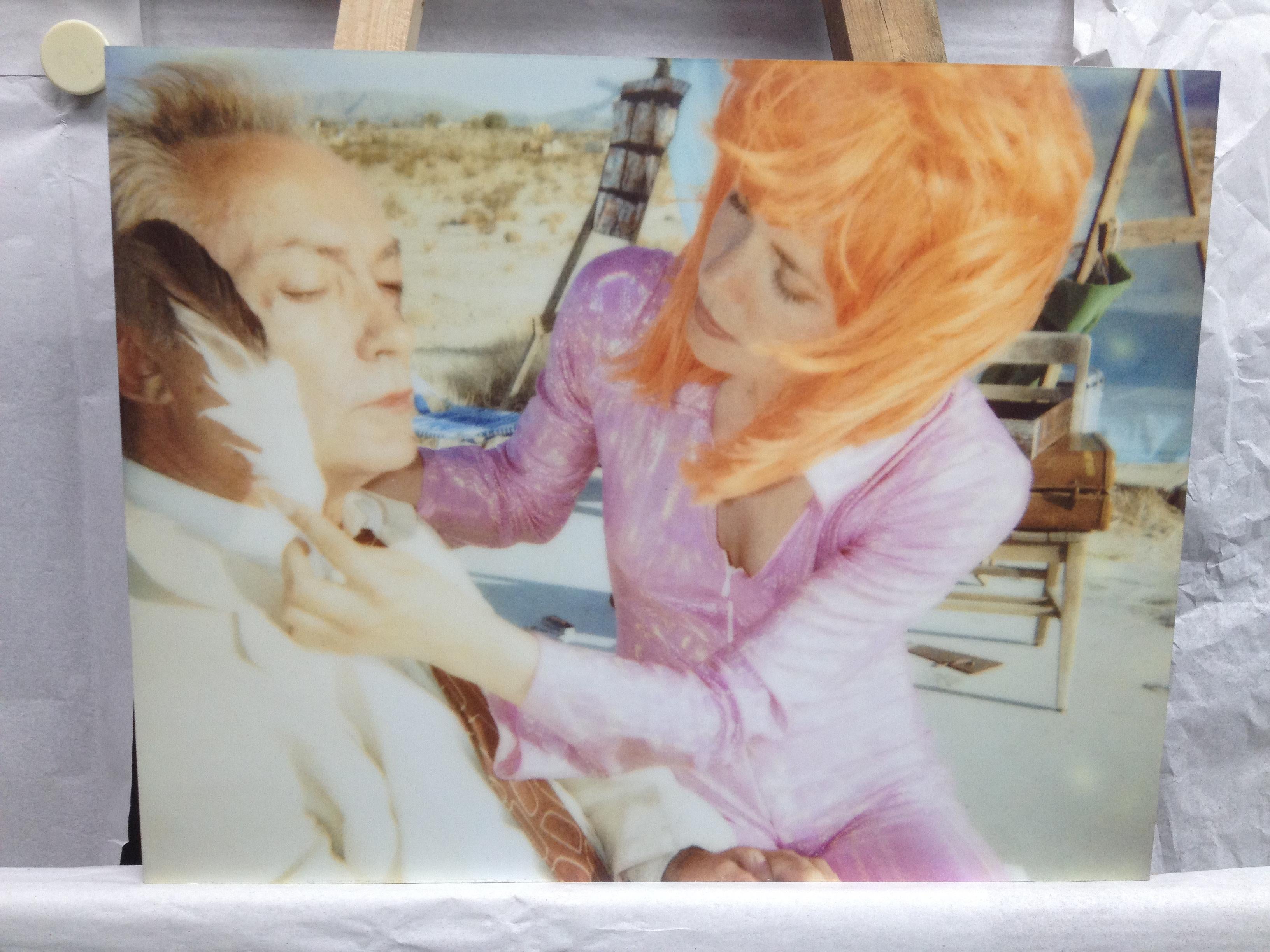Oxana und Hans – Stage of Consciousness, Teil 3, mit Udo Kier (Braun), Portrait Photograph, von Stefanie Schneider