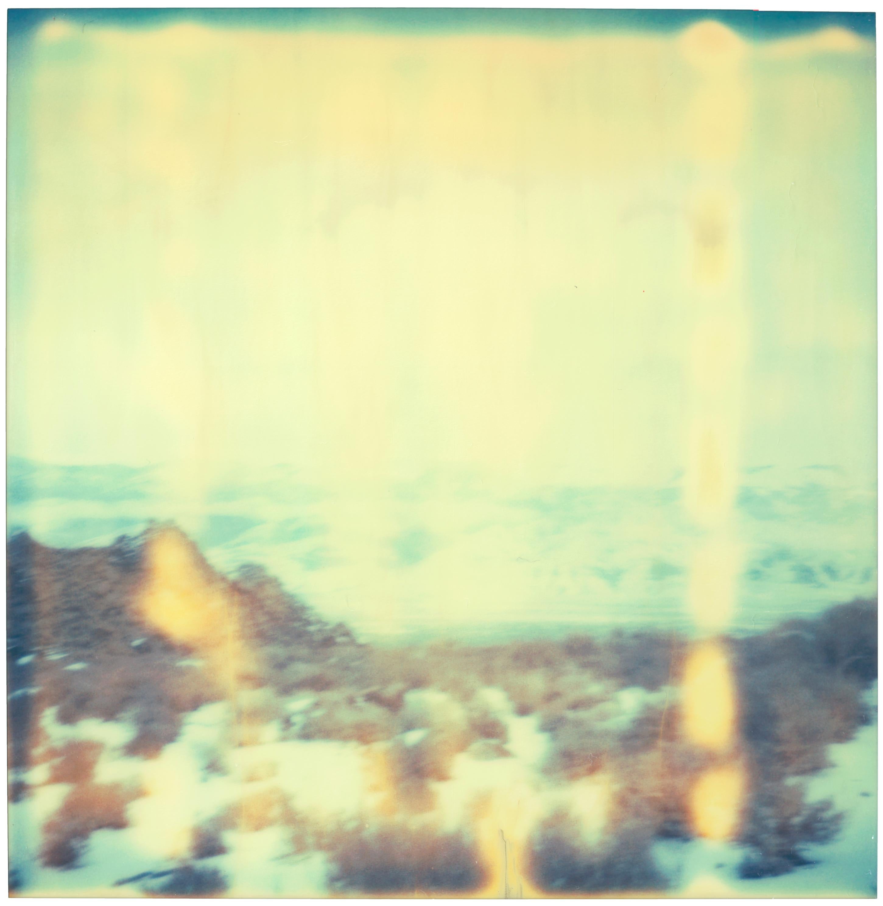 Pasado el Momento decisivo (tríptico) C-Print analógico, 128x401 cm instalado - Photograph Contemporáneo de Stefanie Schneider