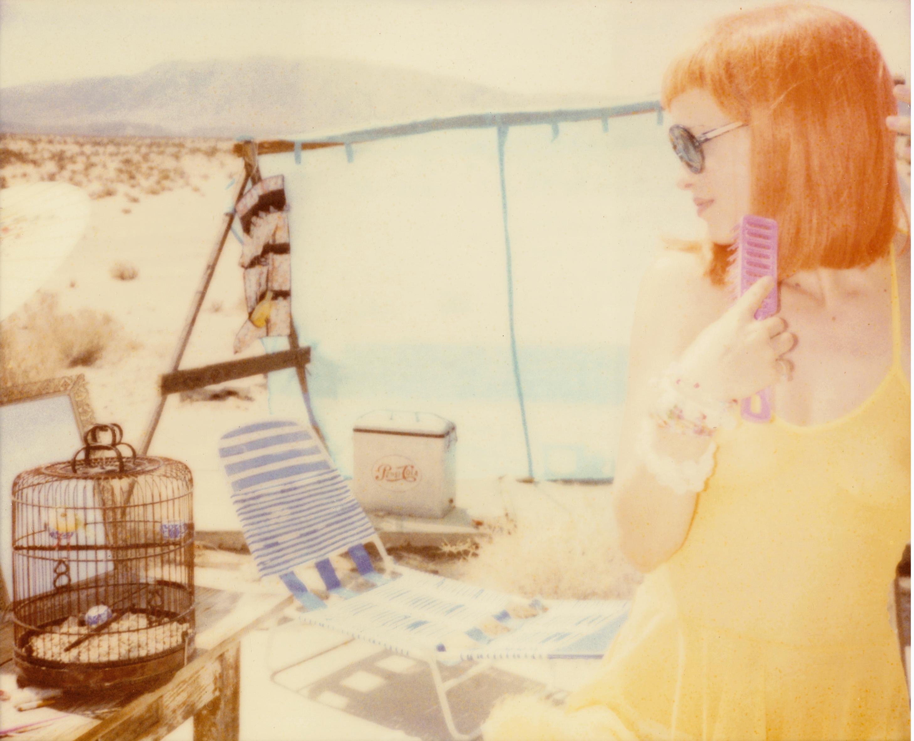 Color Photograph de Stefanie Schneider - Precious (Etapa de la Conciencia) - protagonizada por Radha Mitchell - Polaroid, analógica