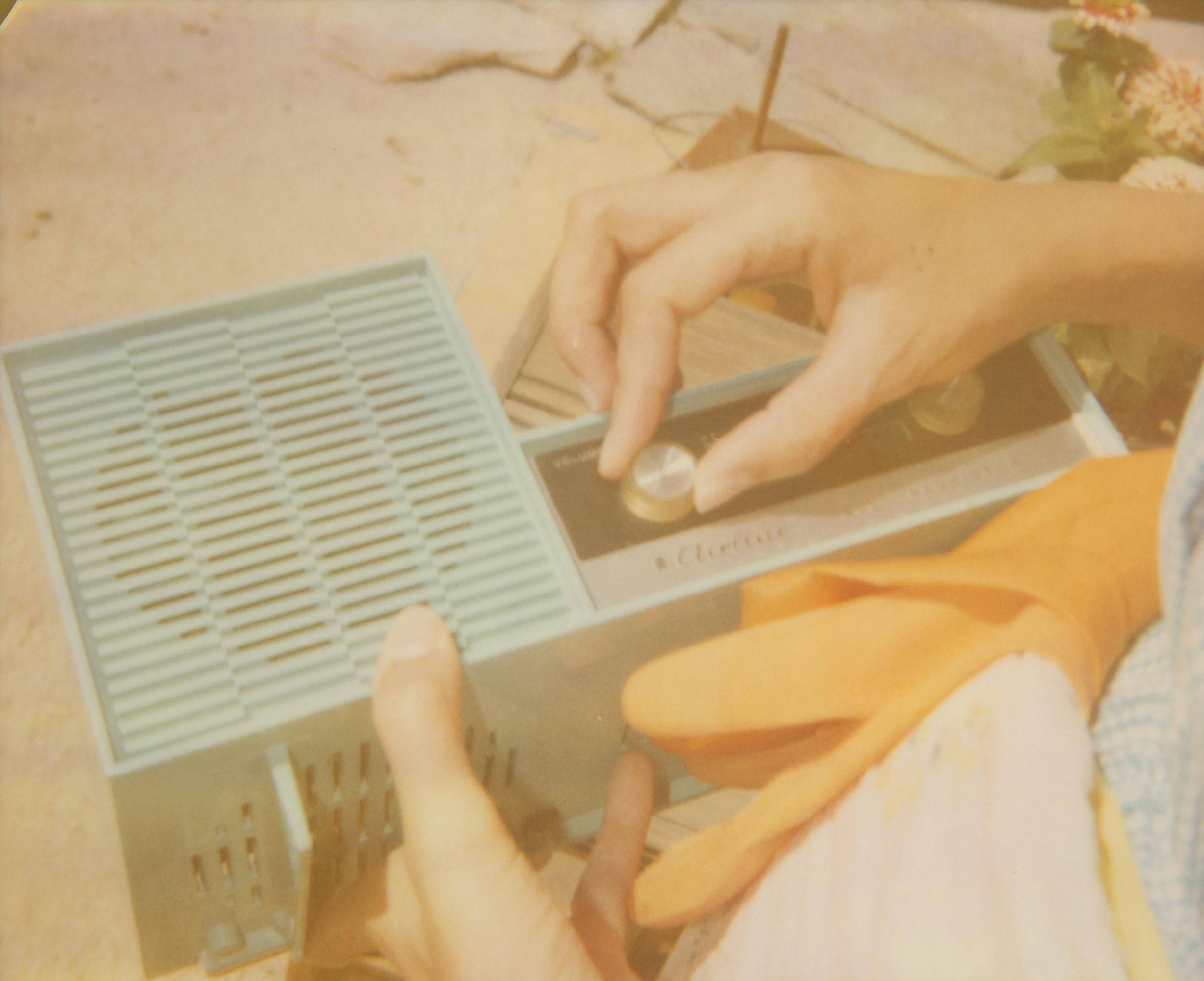 Radio Frequency (Das Mädchen hinter dem weißen Lattenzaun)