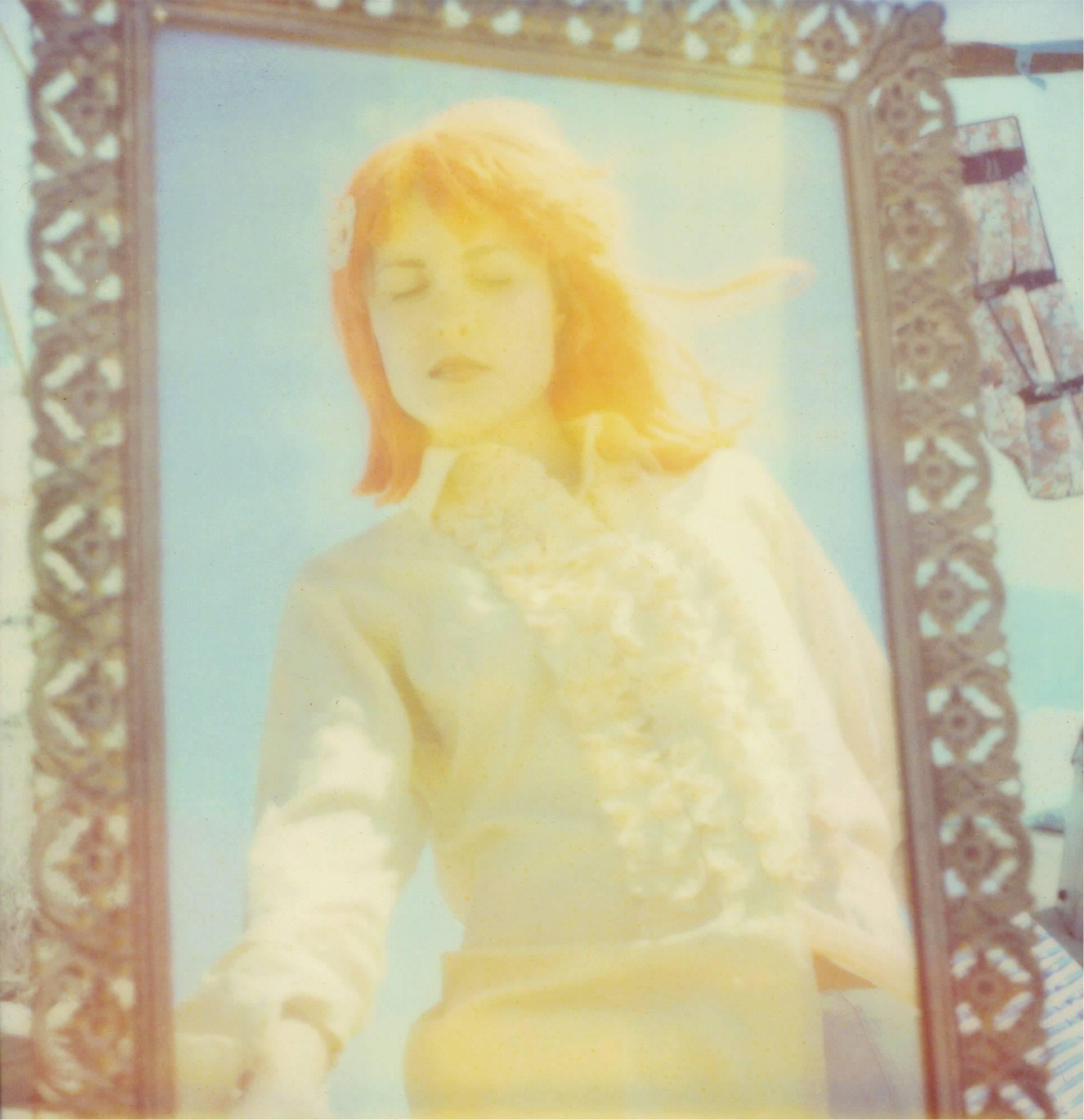 Portrait Photograph Stefanie Schneider - Reflet de mon esprit (stade de conscience) - Contemporary , Polaroid, color