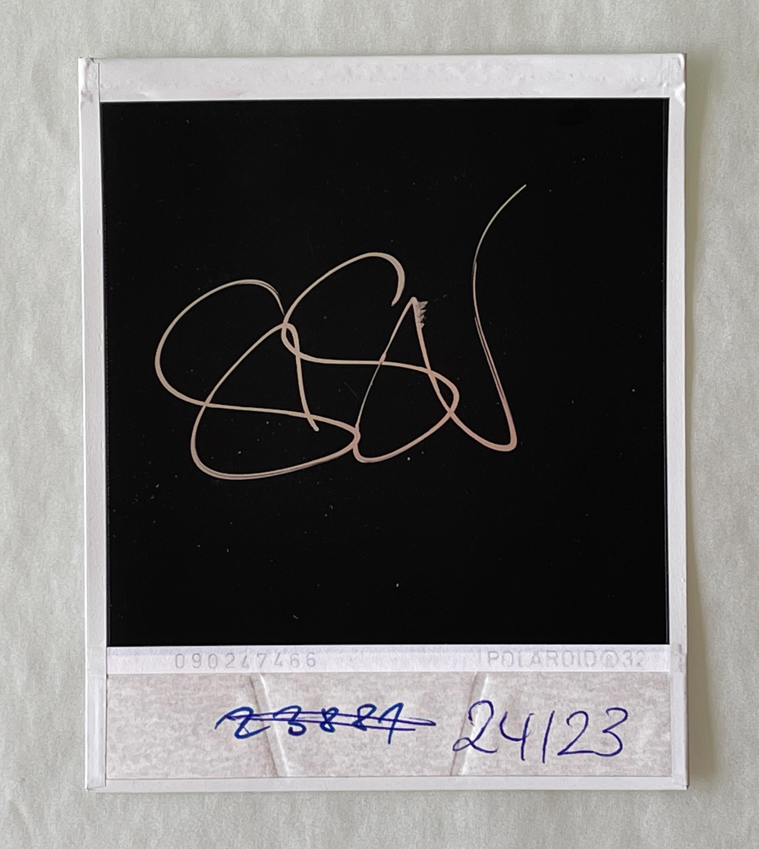 Romina, the Ticket Lady (29 Palms, CA) - Pice unique d'origine Polaroid 2