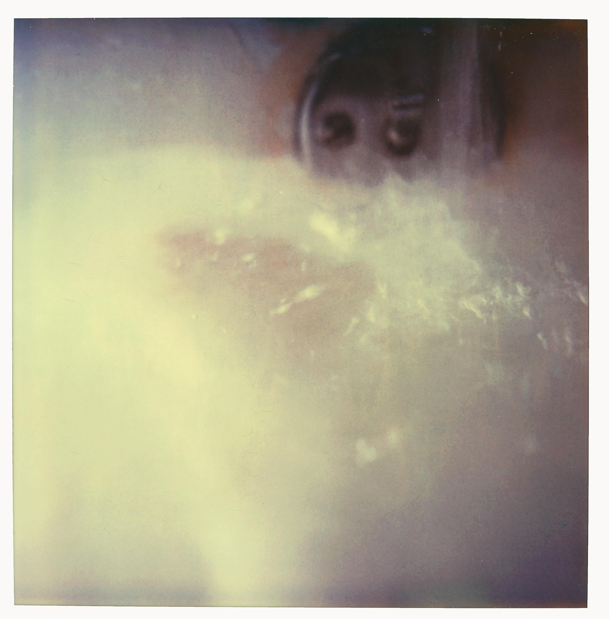Stefanie Schneider Portrait Photograph - Running Water - Bathtime I (29 Palms, CA) analog, not mounted, 58x56cm