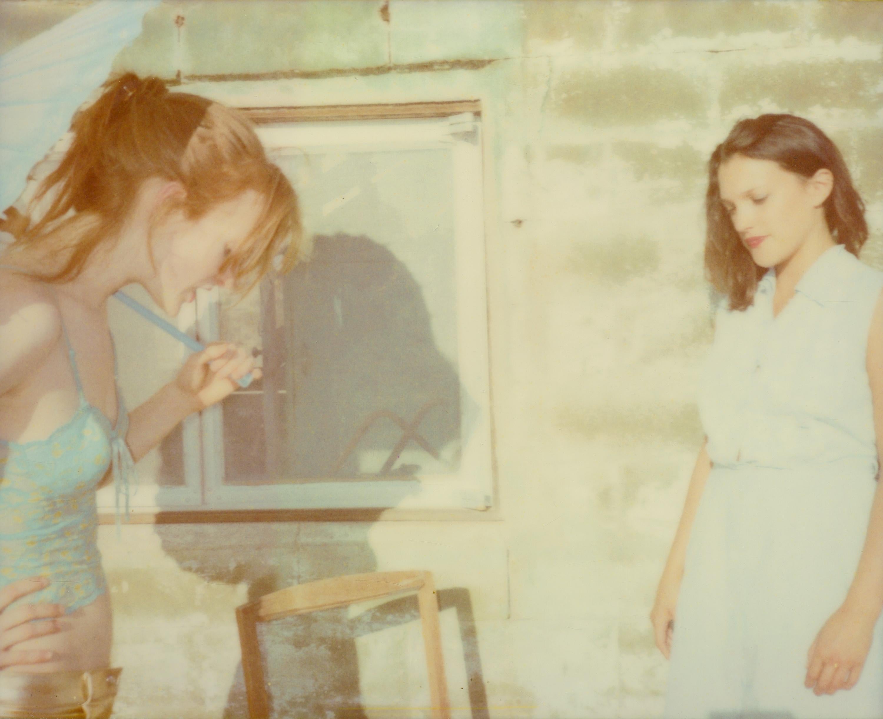 Color Photograph Stefanie Schneider - Shadows (Till Death do us Part) - Contemporain, Polaroid