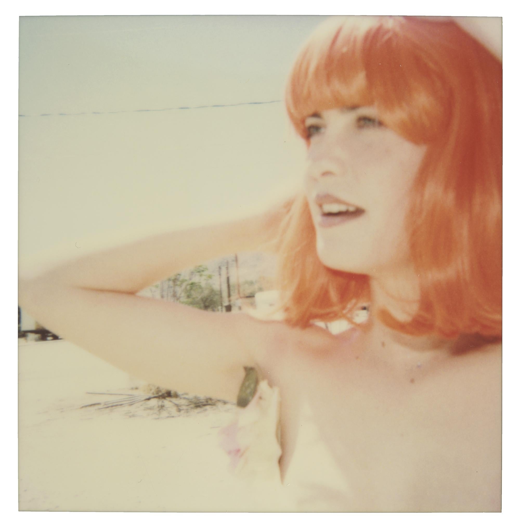 Stefanie Schneider Color Photograph – Somerset (29 Palms, CA) - Polaroid, Contemporary, 20. Jahrhundert