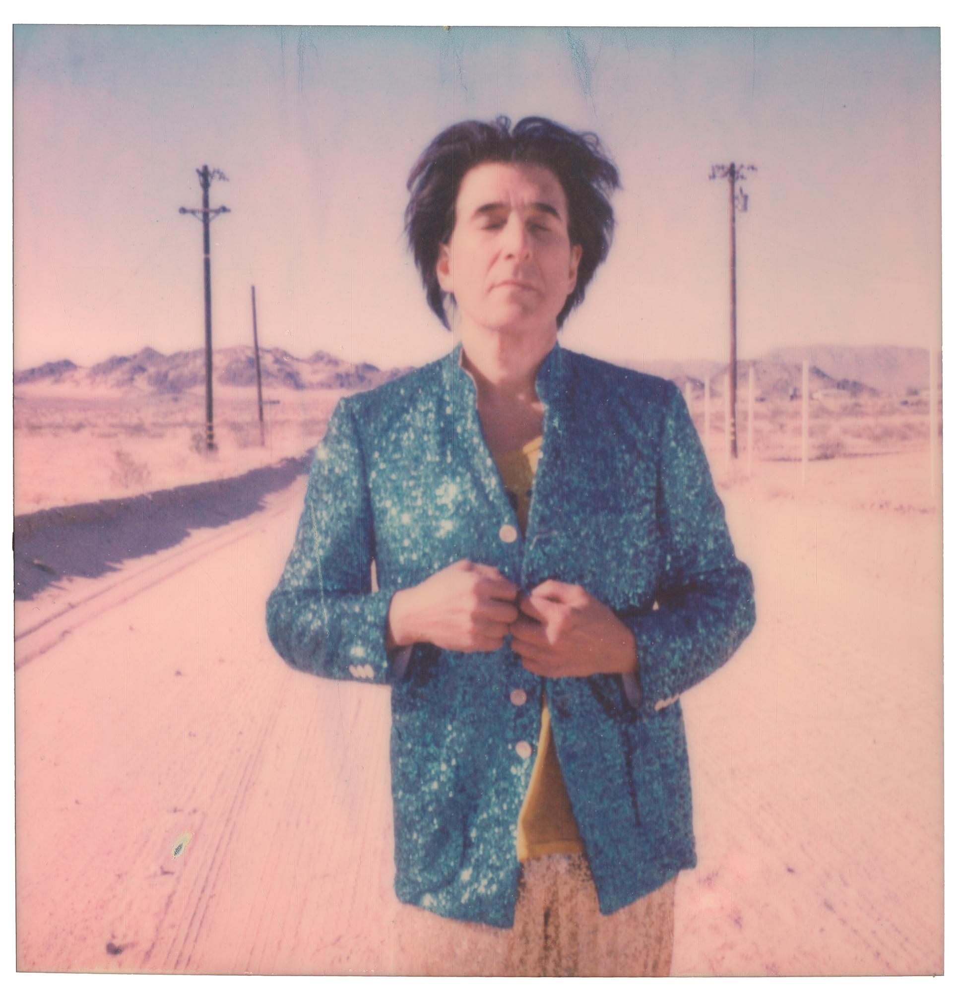Portrait Photograph de Stefanie Schneider - Starman (grabación del alférez Broderick Rodaje 'Blood Crush') - Bombay Beach, CA