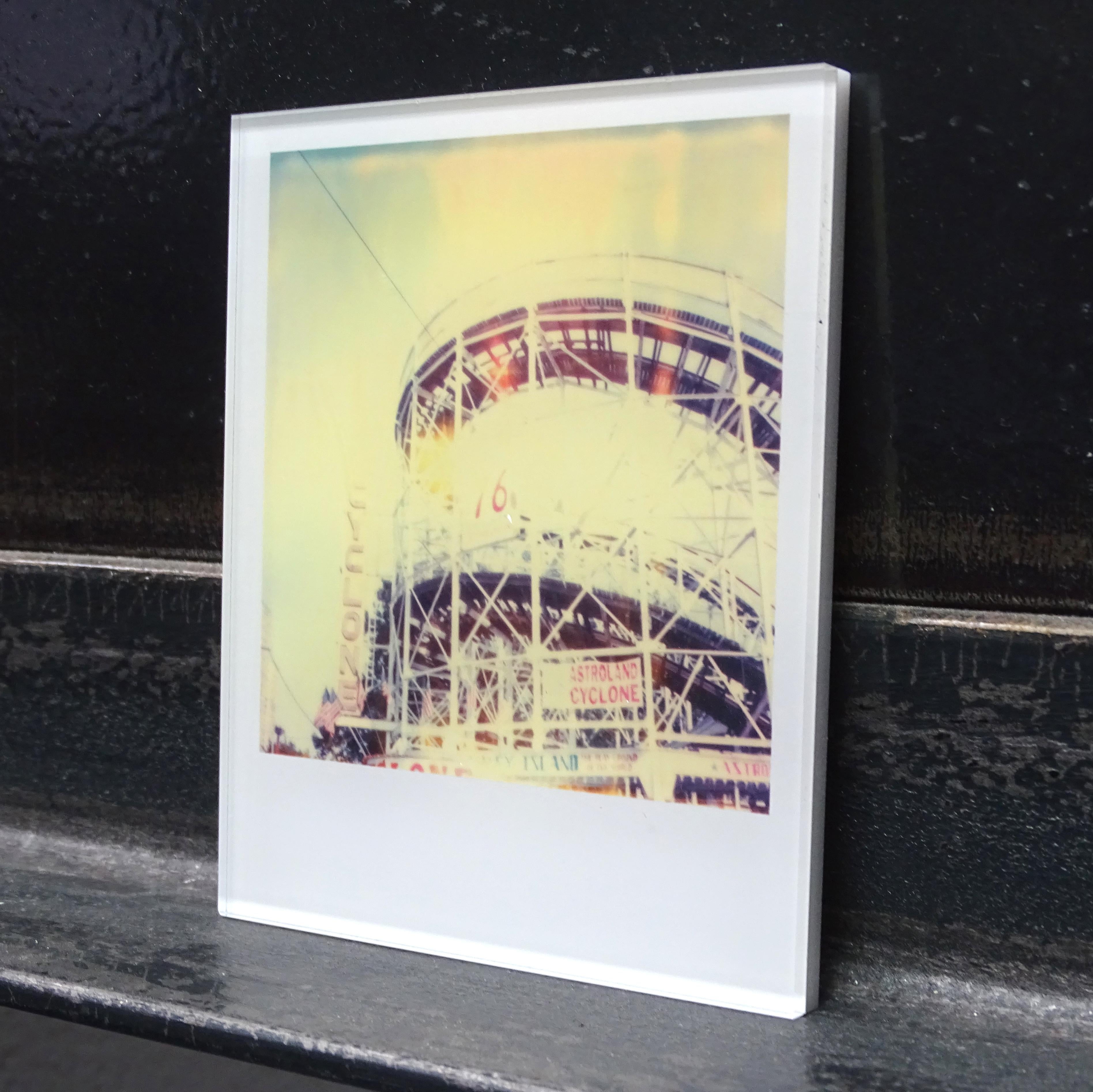 Stefanie Schneider Minis - Cyclone (Stay) - based on a Polaroid, Contemporary For Sale 2